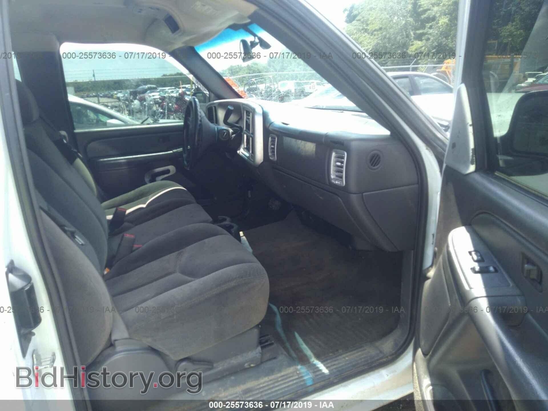 2005 CHEVROLET SILVERADO - VIN: 2GCEC19VX51165681 - Photo 5
