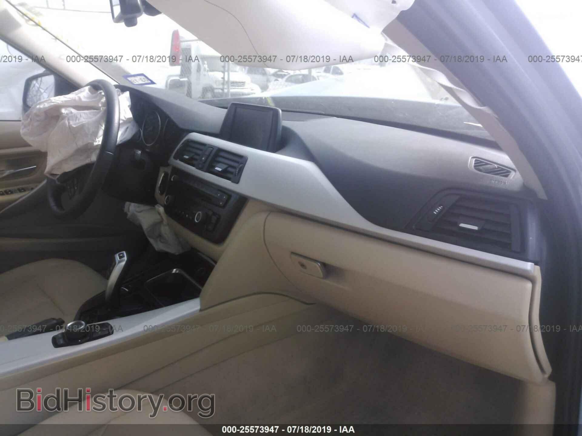 2013 BMW 320 - VIN: WBA3B1C52DK128073 - Фото 5