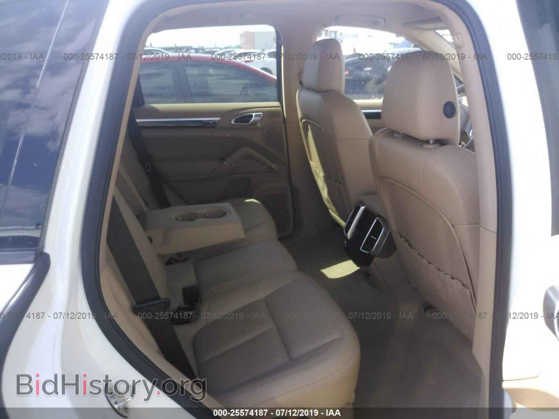 2012 PORSCHE CAYENNE - VIN: WP1AA2A25CLA04575 - Фото 8