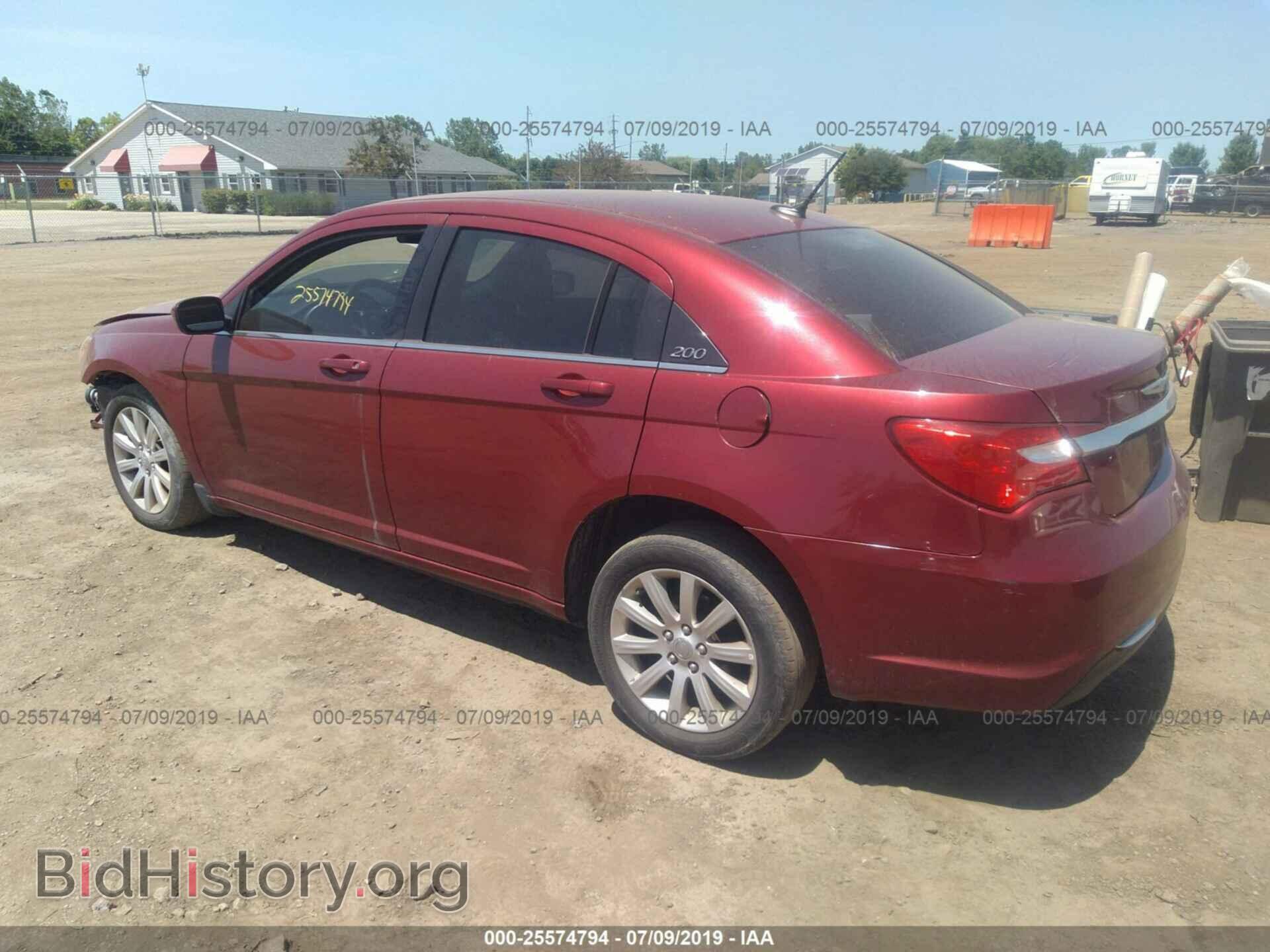 2012 CHRYSLER 200 - VIN: 1C3CCBBB6CN138409 - Фото 3