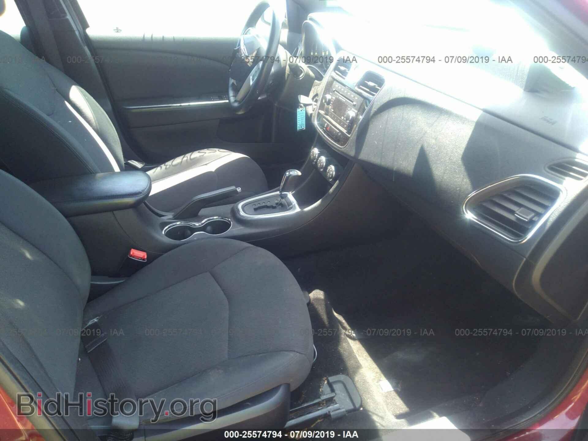 2012 CHRYSLER 200 - VIN: 1C3CCBBB6CN138409 - Фото 5