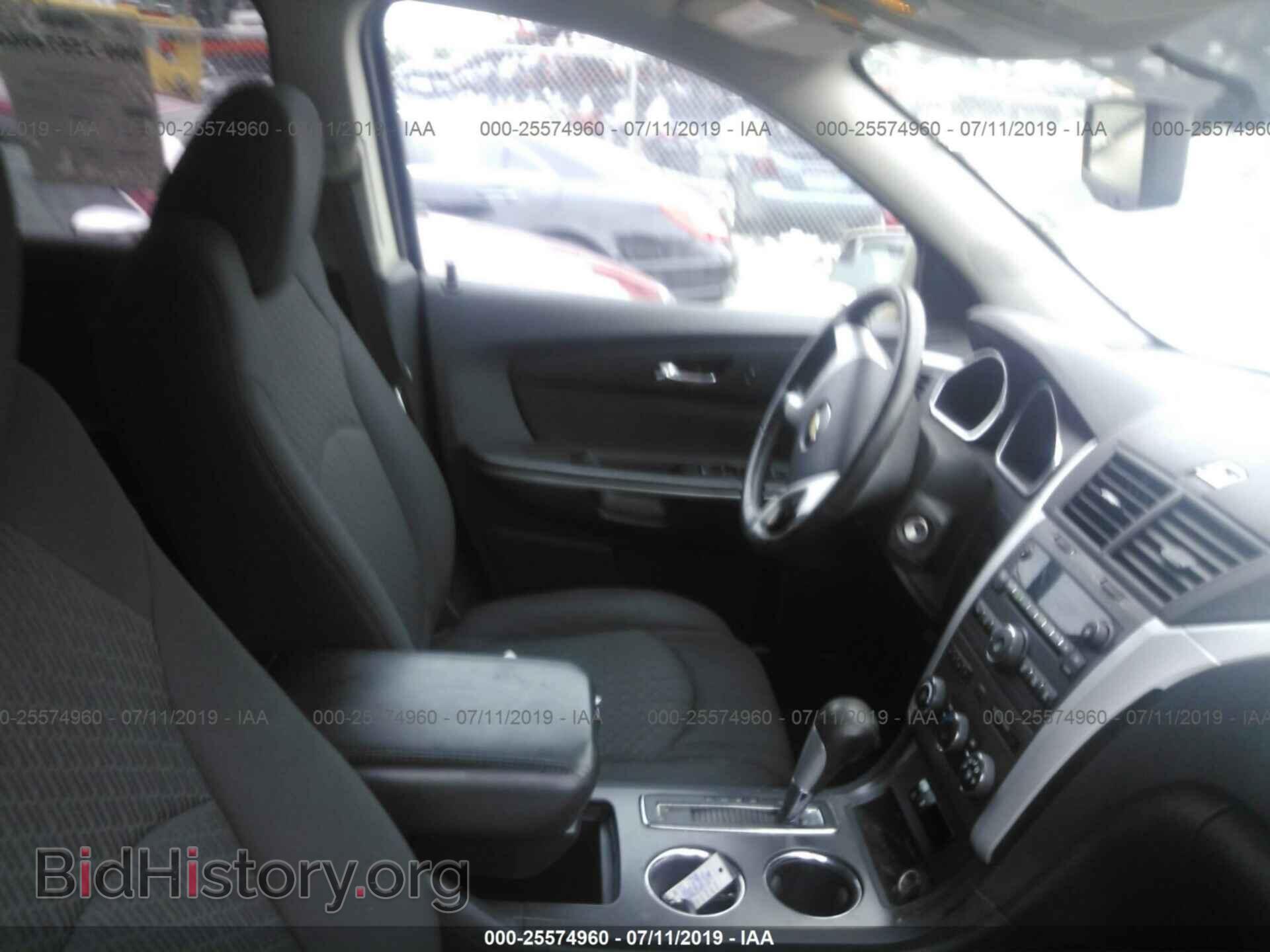 2010 CHEVROLET TRAVERSE - VIN: 1GNLRFED5AS112114 - Фото 5