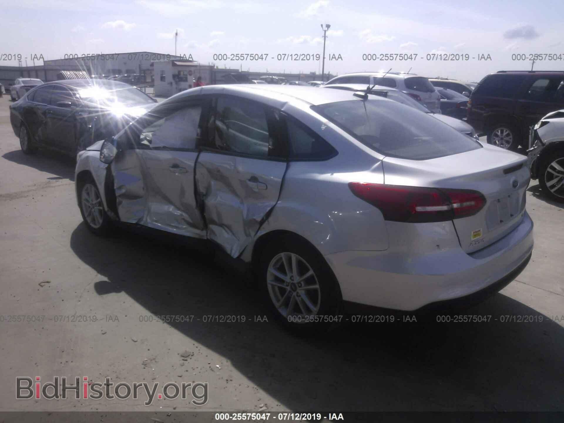 2017 FORD FOCUS - VIN: 1FADP3F29HL279651 - Фото 3
