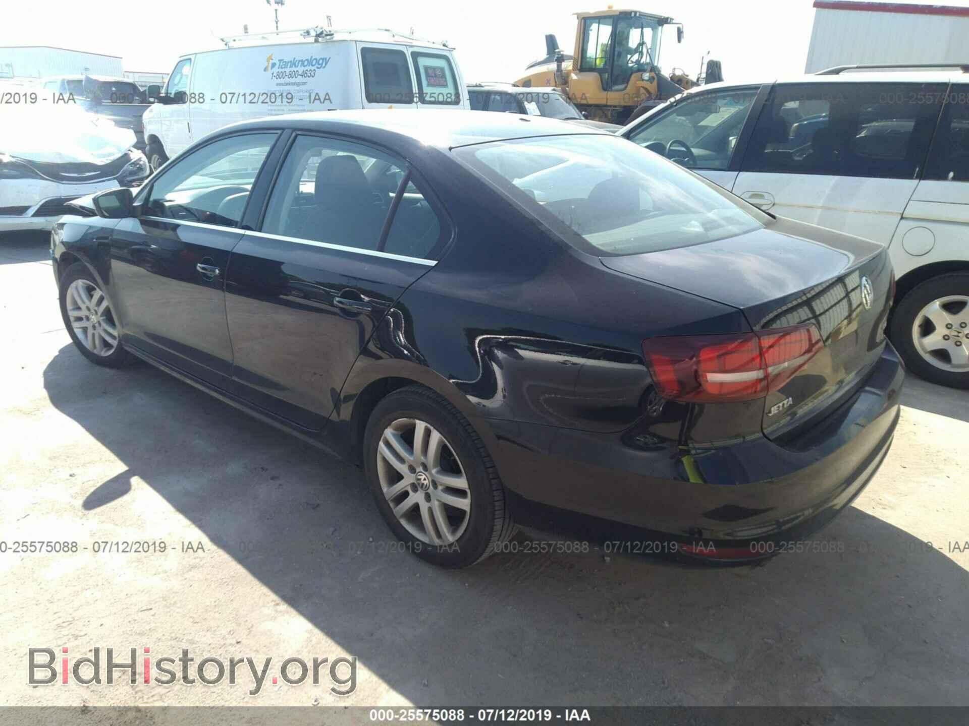 2017 VOLKSWAGEN JETTA - VIN: 3VW2B7AJ2HM320333 - Фото 3