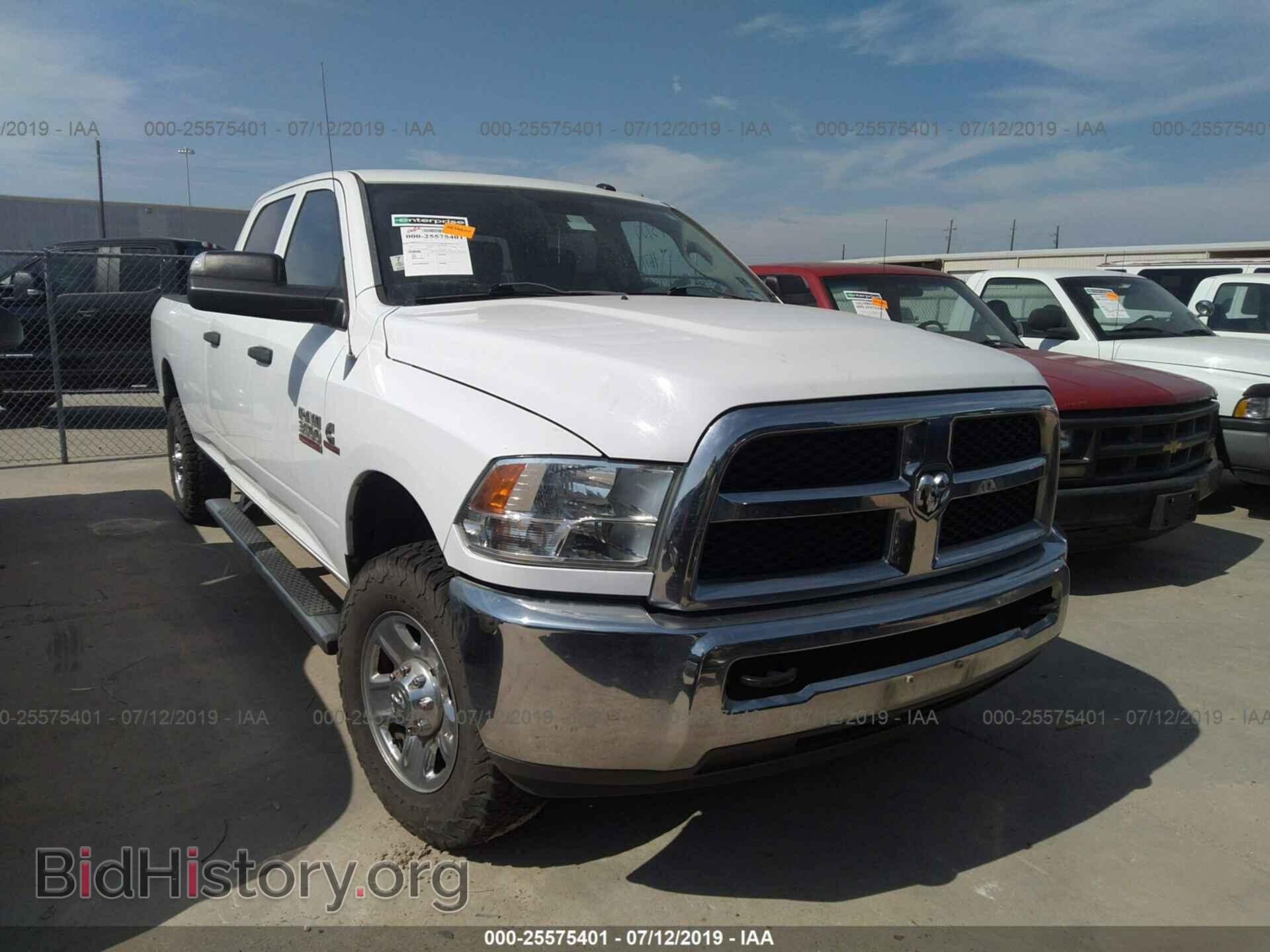 Photo 3C63R3GL3DG601206 - RAM 3500 2013
