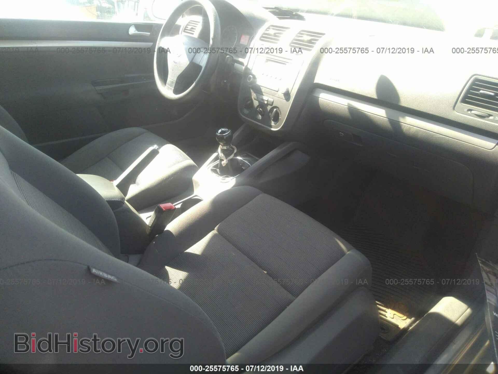 2007 VOLKSWAGEN RABBIT - VIN: WVWAR71K27W271488 - Фото 5