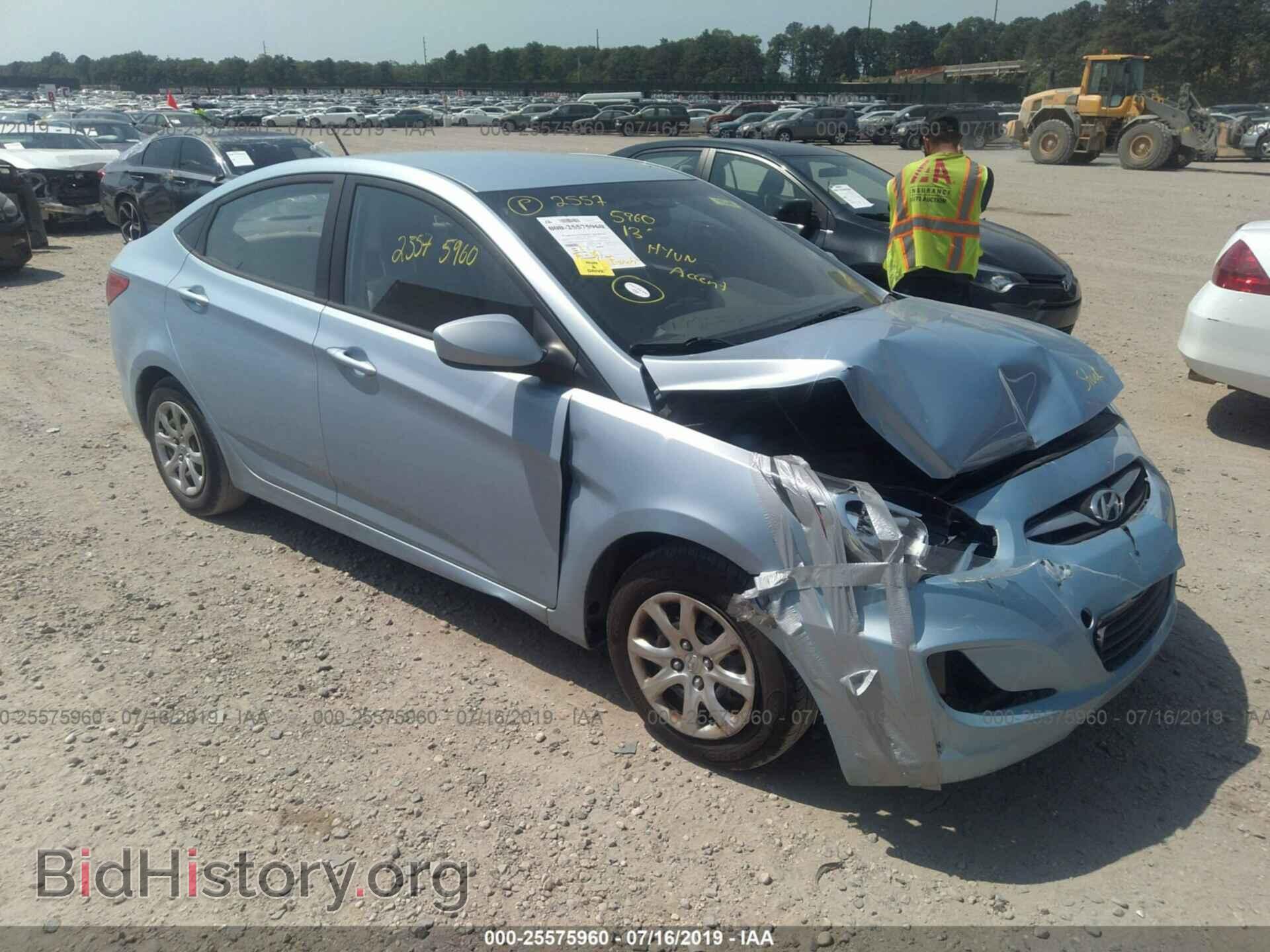 Фотография KMHCT4AEXDU368945 - HYUNDAI ACCENT 2013