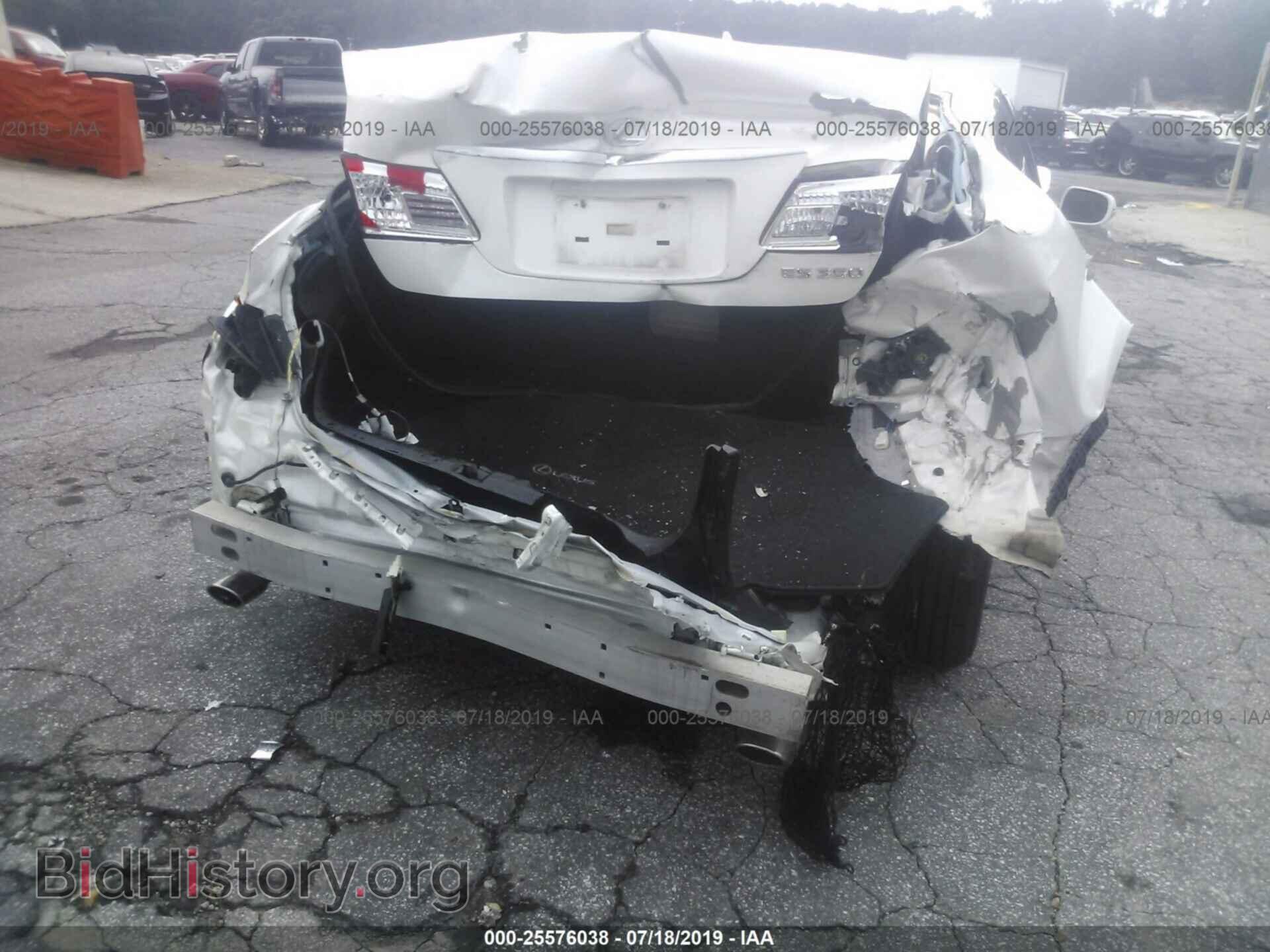 2011 LEXUS ES - VIN: JTHBK1EG1B2451572 - Фото 6