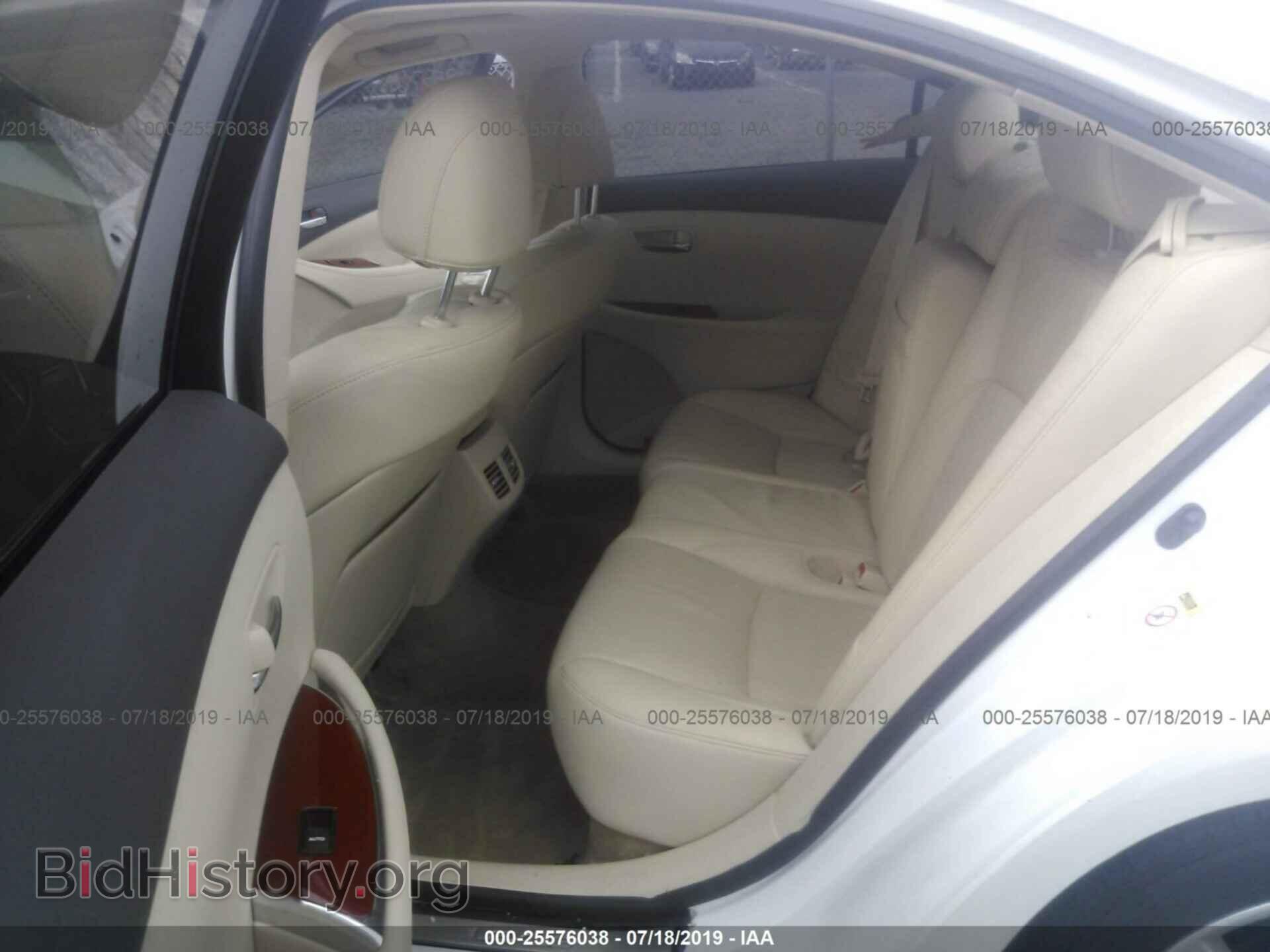 2011 LEXUS ES - VIN: JTHBK1EG1B2451572 - Фото 8