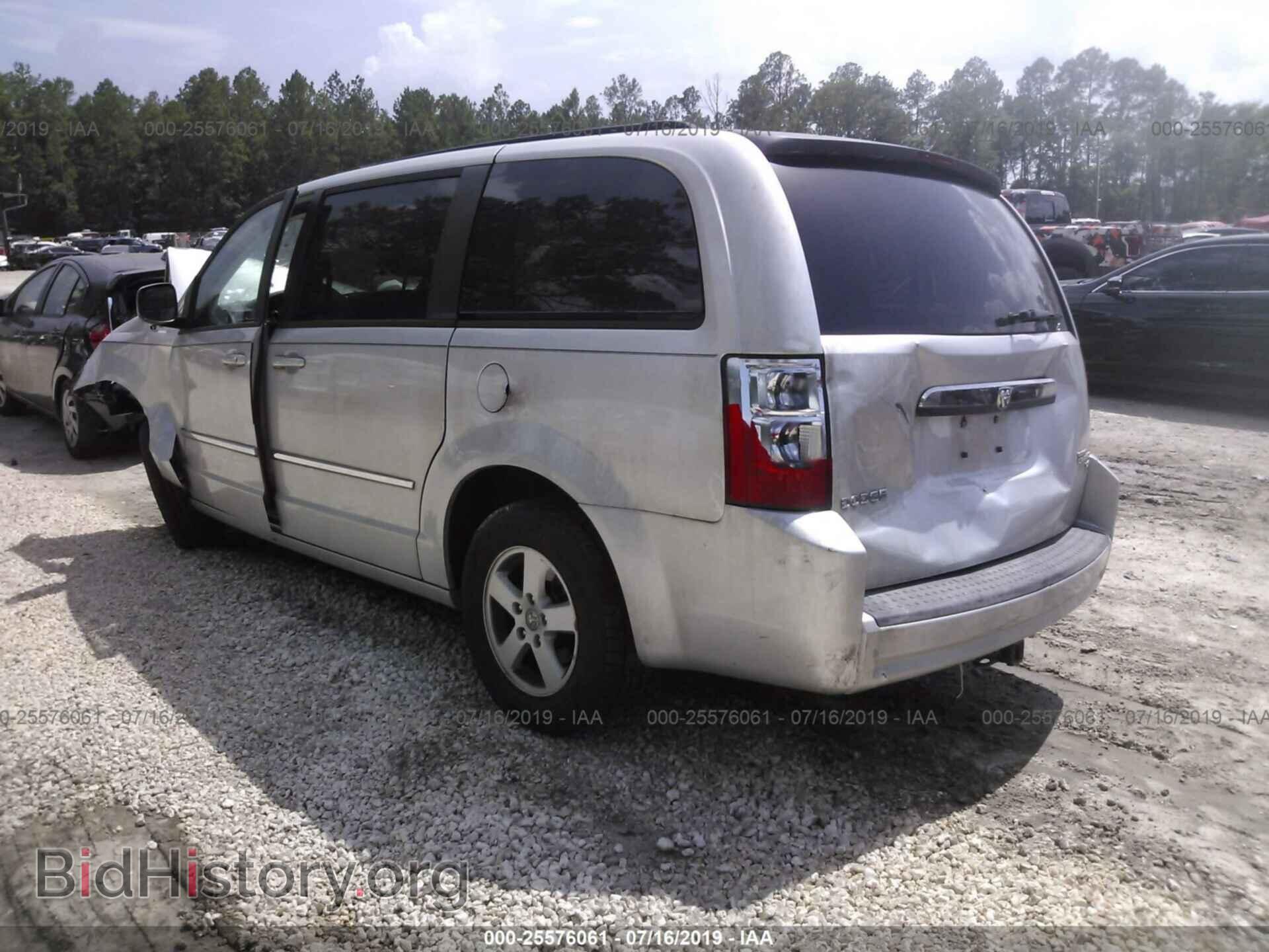 2010 DODGE GRAND CARAVAN - VIN: 2D4RN5D11AR458875 - Photo 3