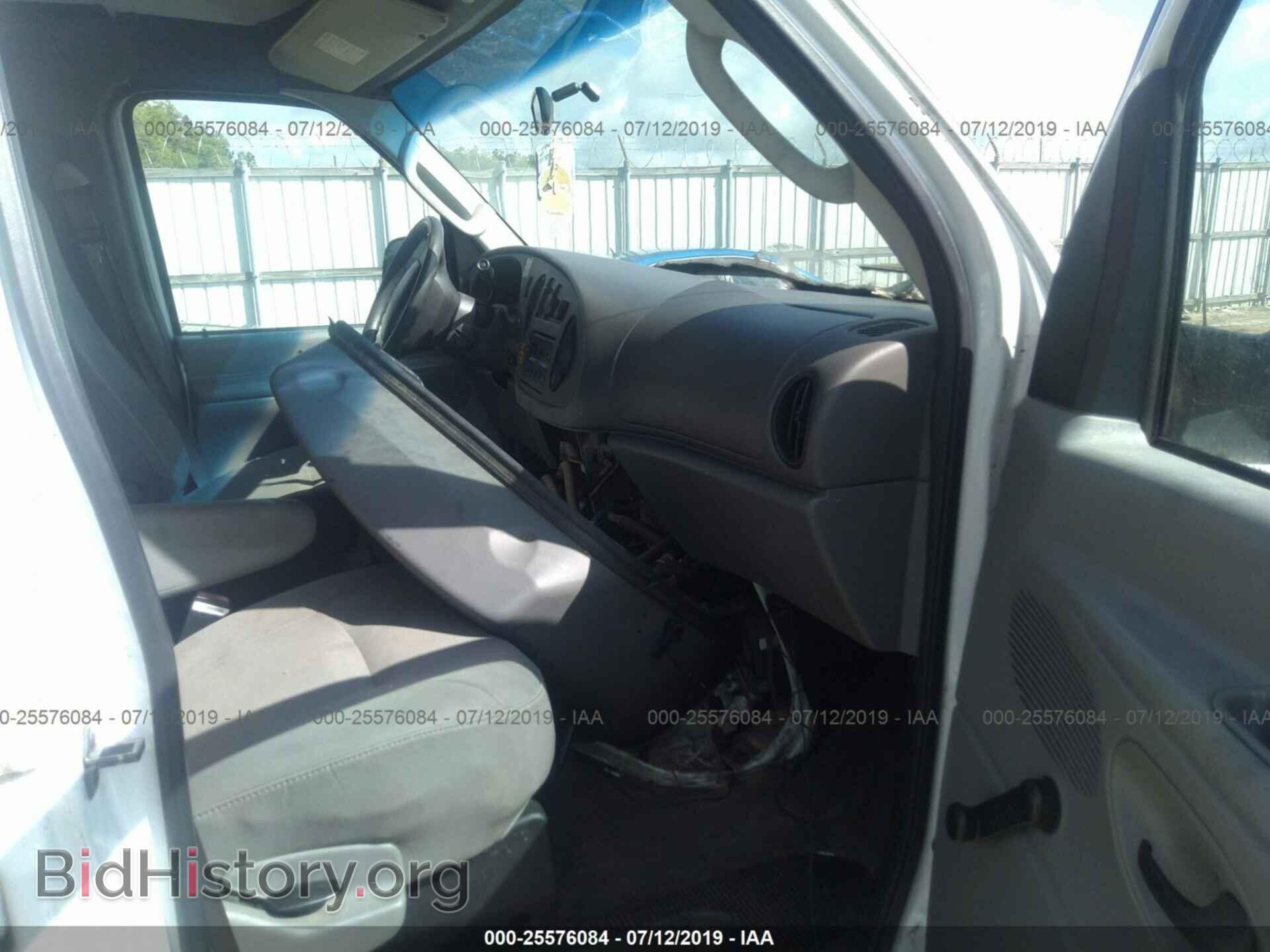 2006 FORD ECONOLINE - VIN: 1FTSS34L16DB02918 - Фото 5