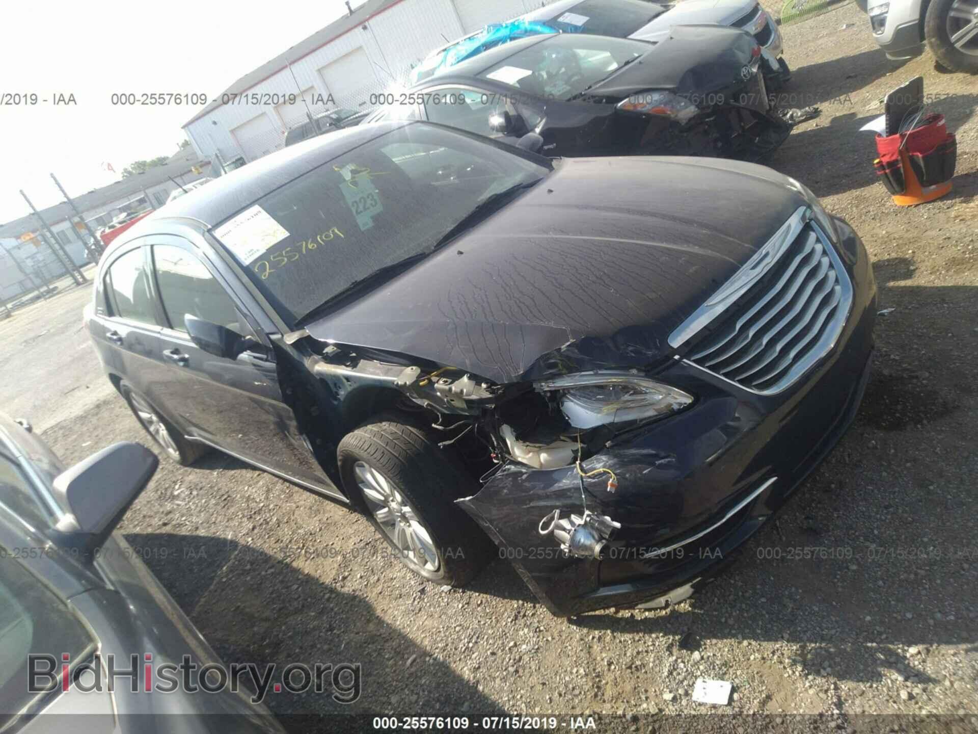 Photo 1C3CCBBB1DN601719 - CHRYSLER 200 2013