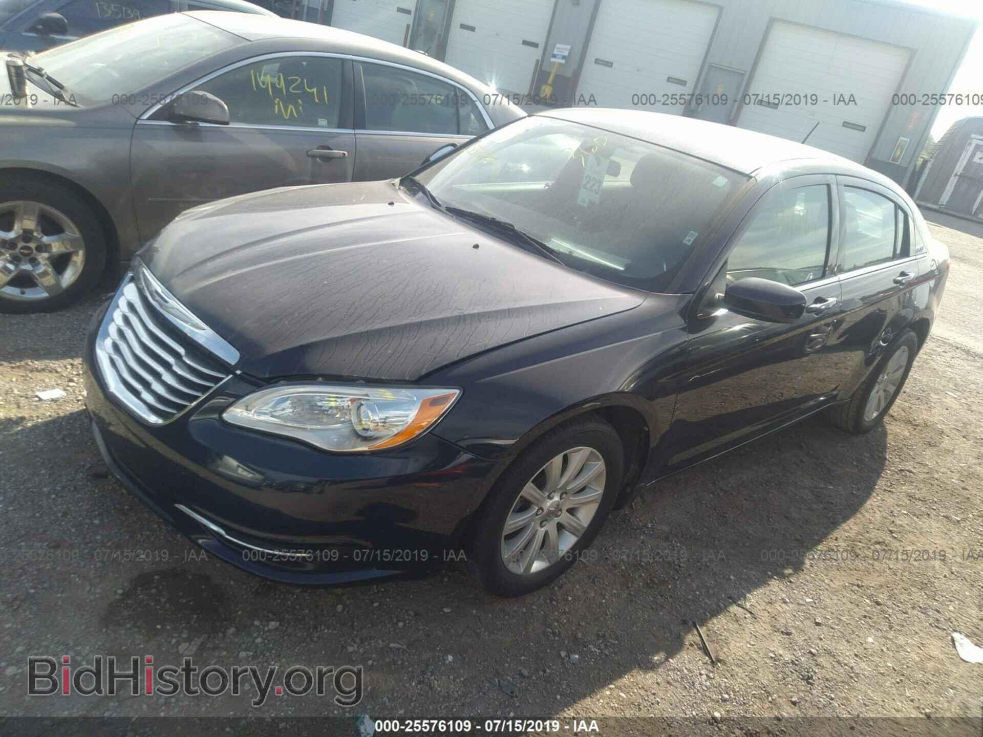 2013 CHRYSLER 200 - VIN: 1C3CCBBB1DN601719 - Photo 2