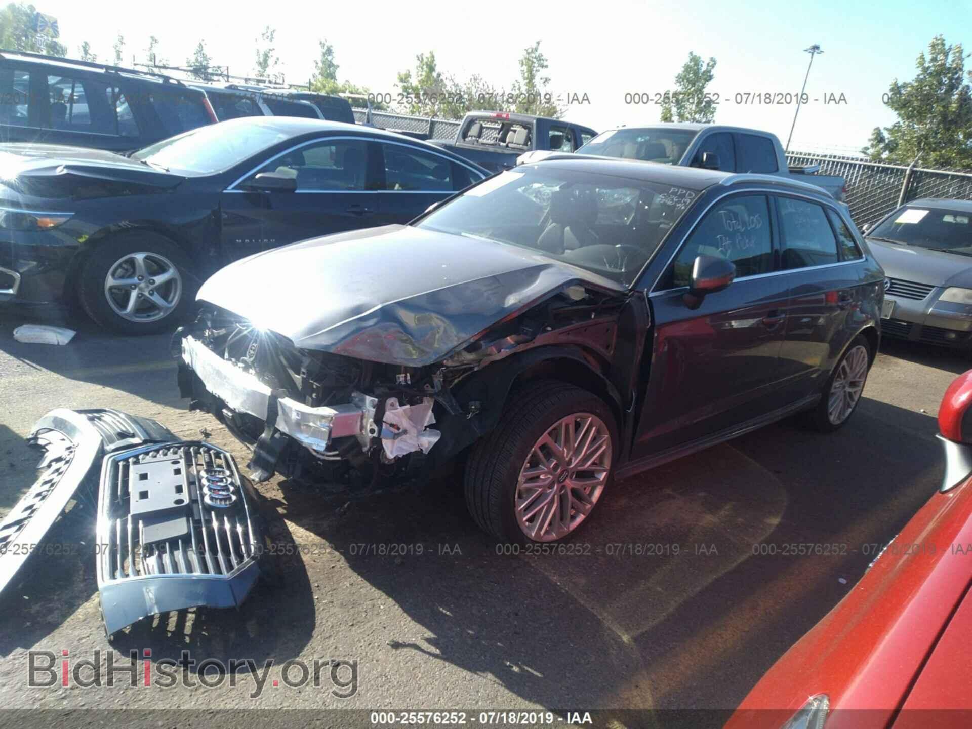 2018 AUDI A3 - VIN: WAUTPBFF8JA068961 - Фото 2