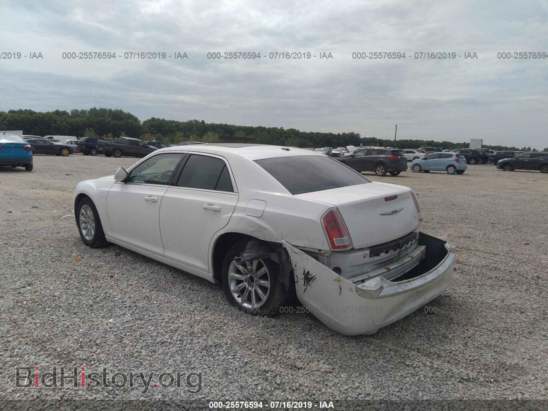 2013 CHRYSLER 300 - VIN: 2C3CCAAG6DH702271 - Фото 3