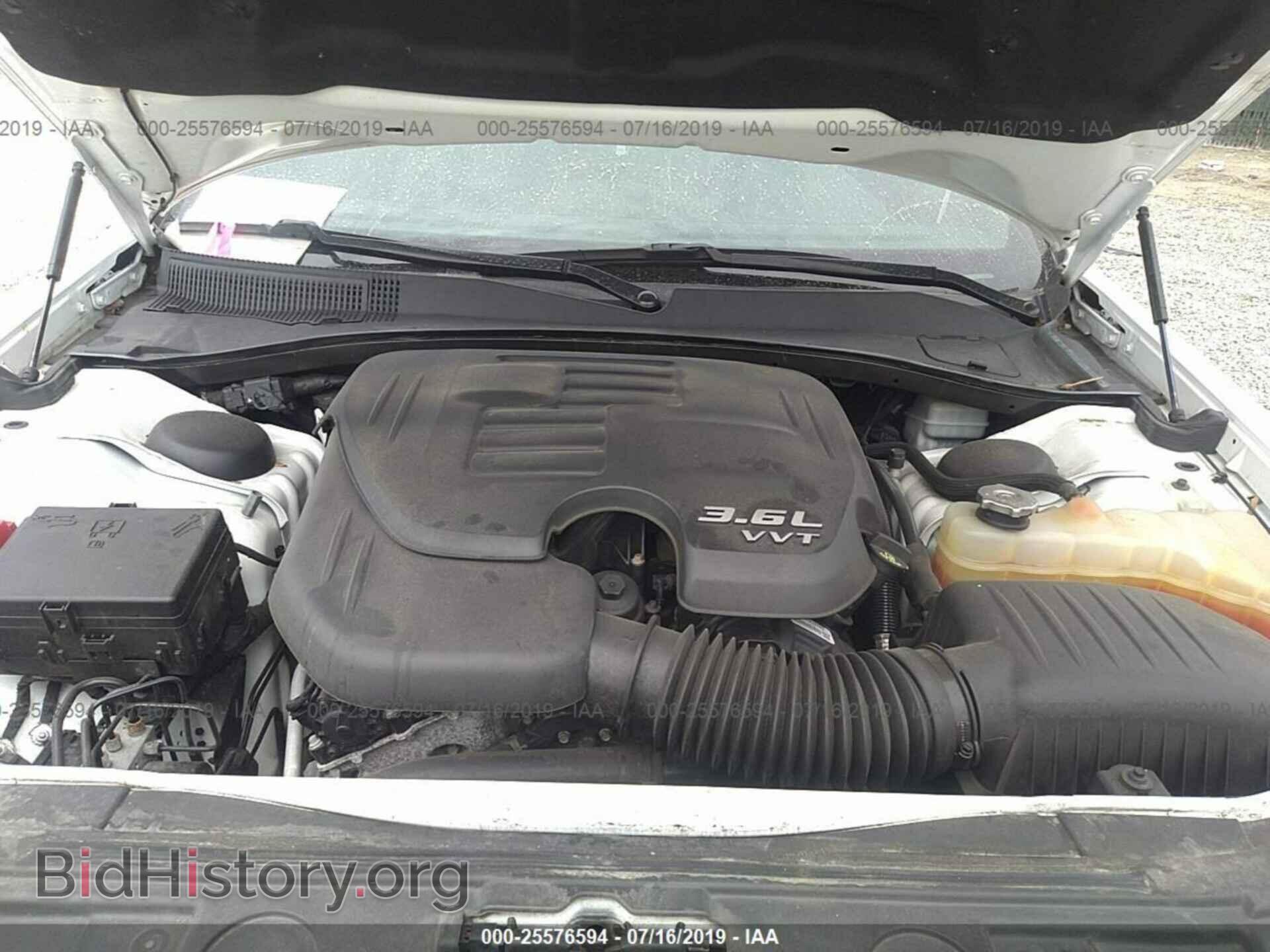 2013 CHRYSLER 300 - VIN: 2C3CCAAG6DH702271 - Фото 10