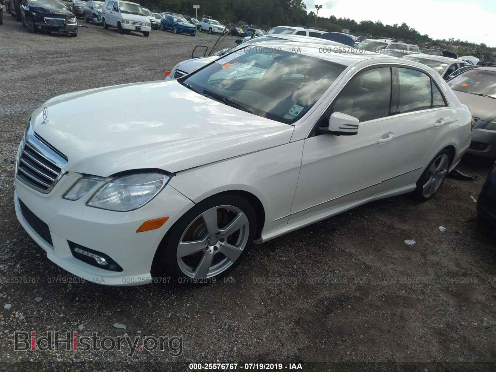 2011 MERCEDES-BENZ E - VIN: WDDHF5GB2BA456333 - Фото 2