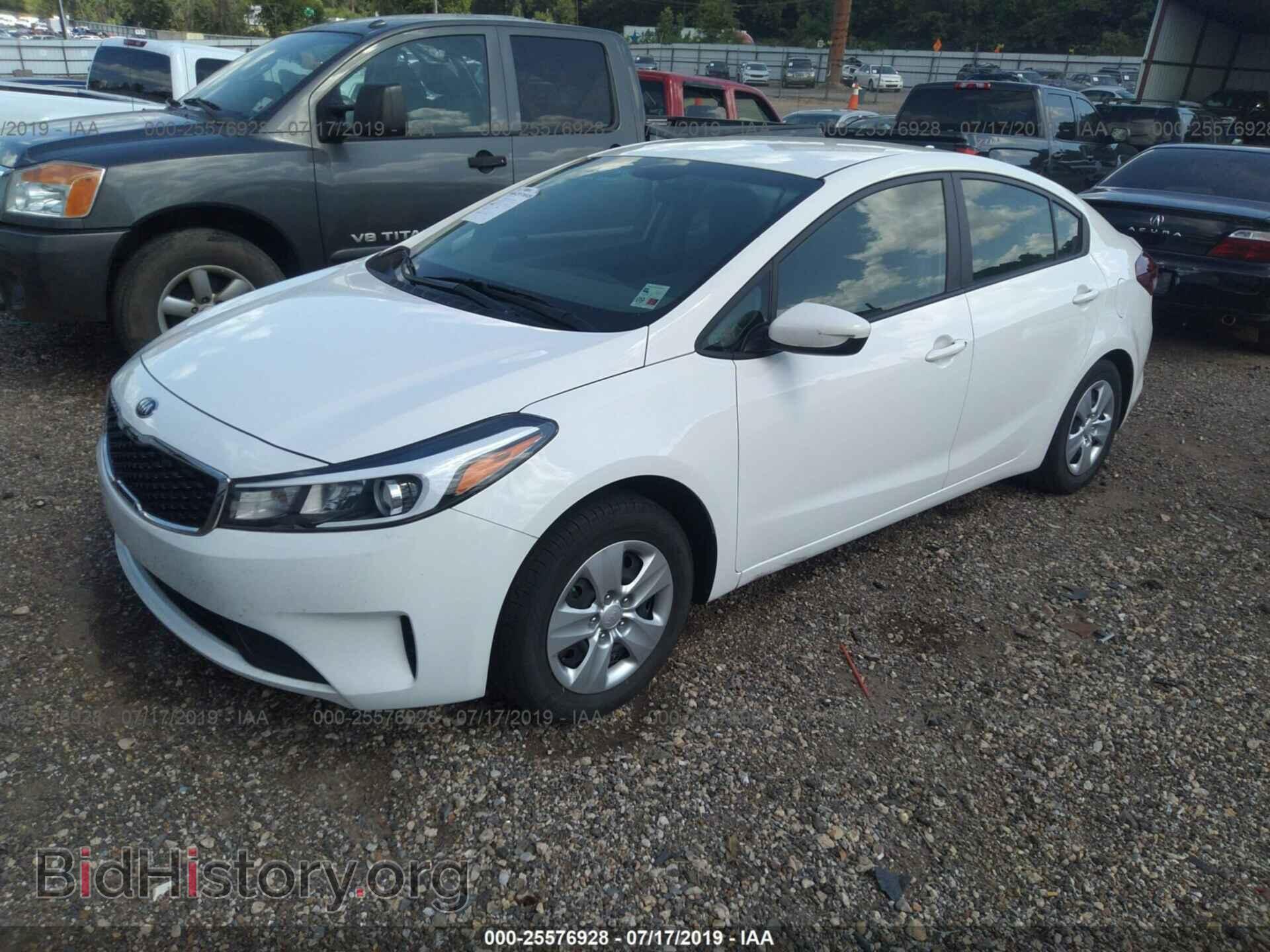2017 KIA FORTE - VIN: 3KPFK4A7XHE091238 - Фото 2