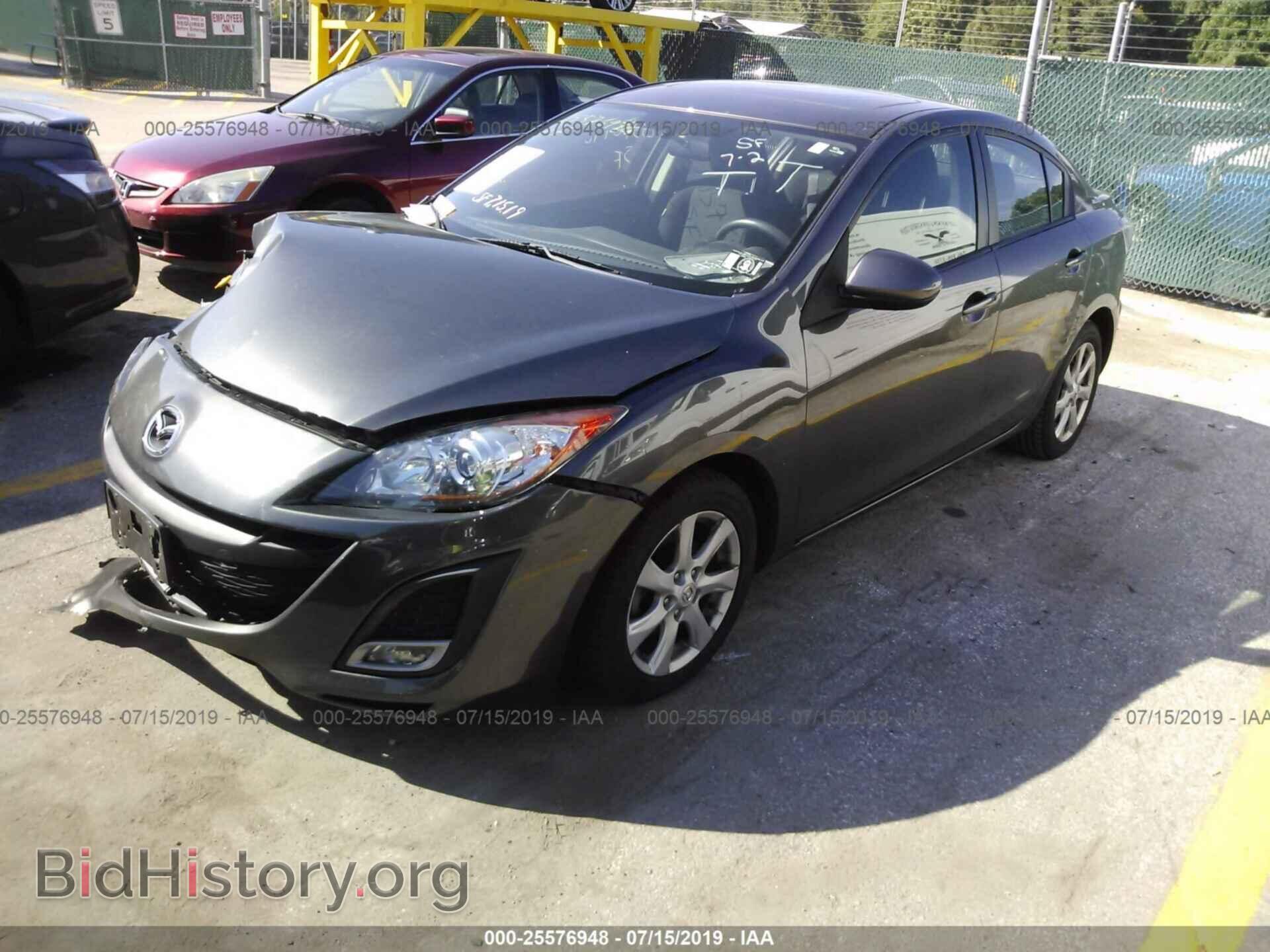 2011 MAZDA 3 - VIN: JM1BL1VG2B1488618 - Photo 2