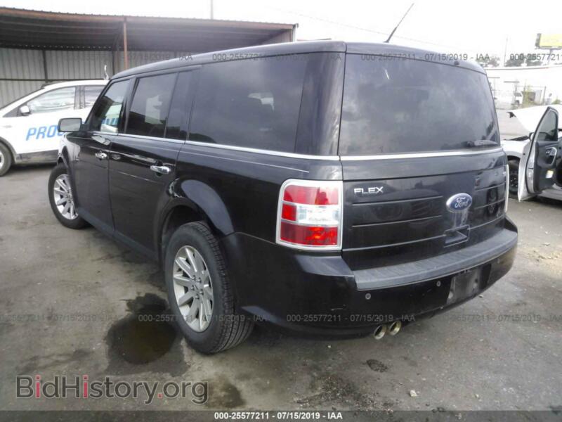 2011 Ford FLEX (VIN 2FMGK5CC6BBD29312) — фото 3 из 10