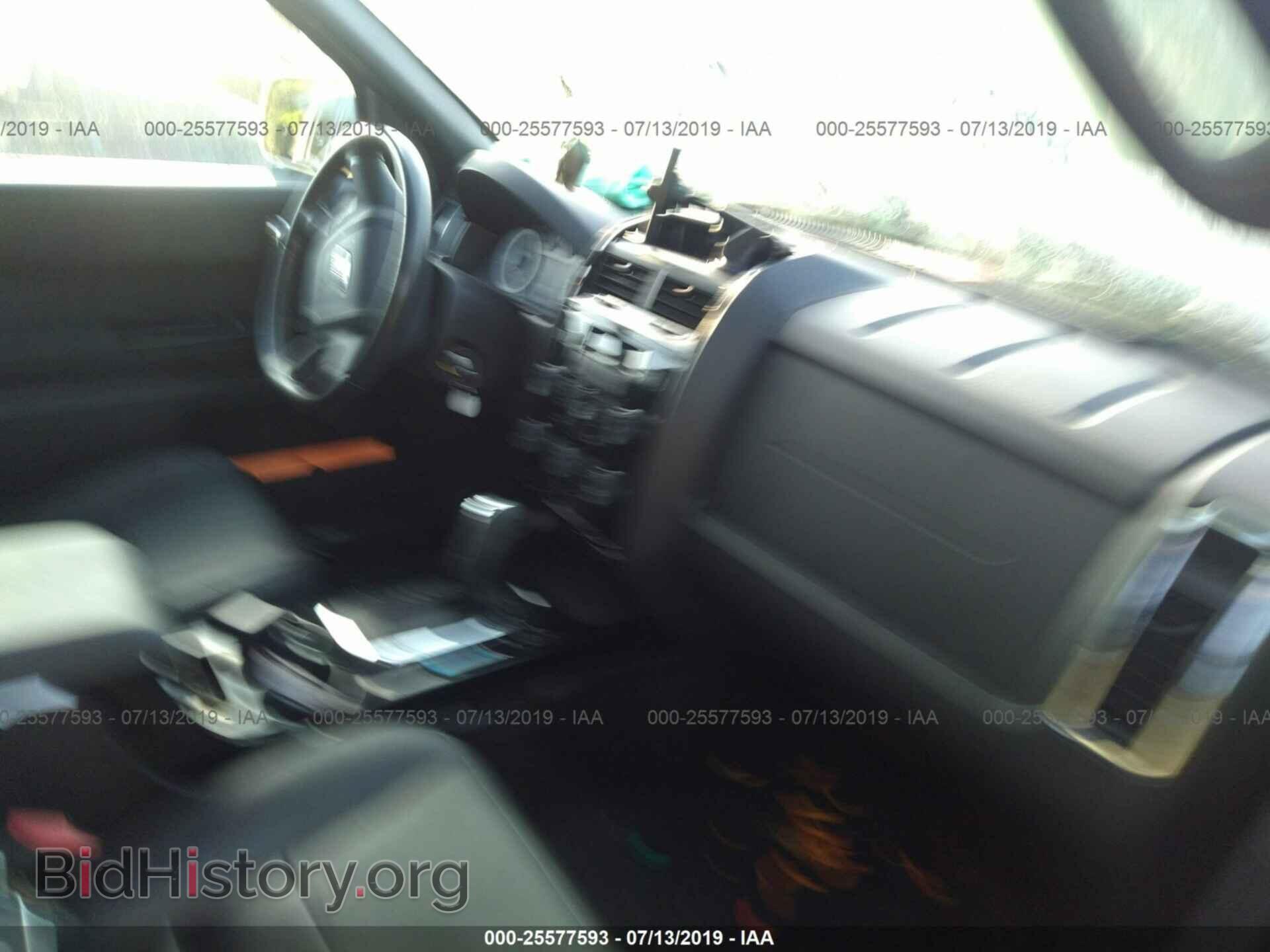 2009 FORD ESCAPE - VIN: 1FMCU04779KB31402 - Фото 5