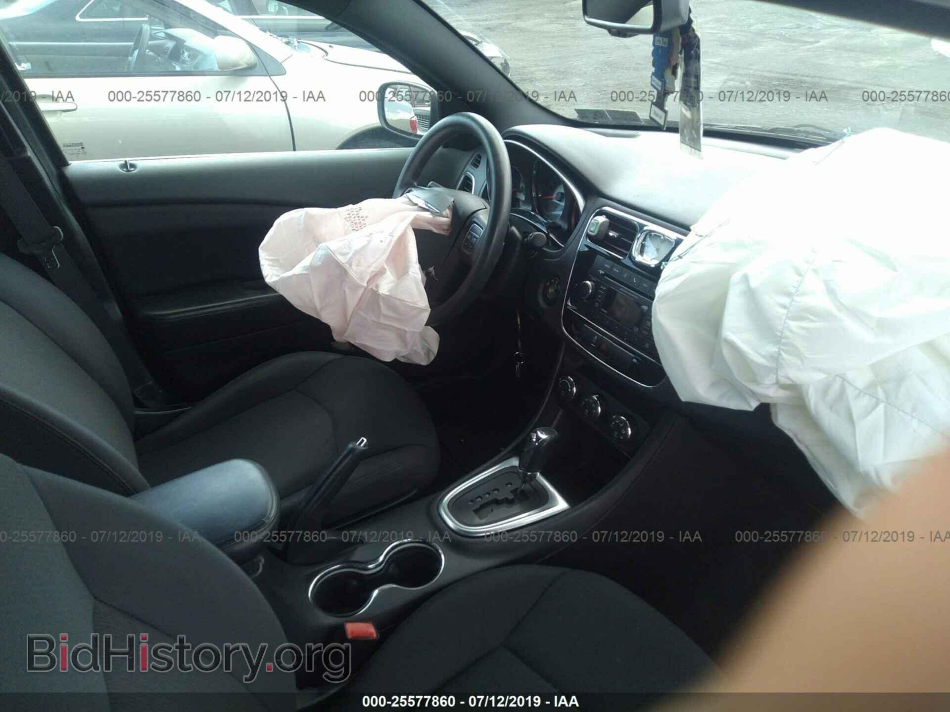 2014 CHRYSLER 200 - VIN: 1C3CCBBB6EN198600 - Фото 5