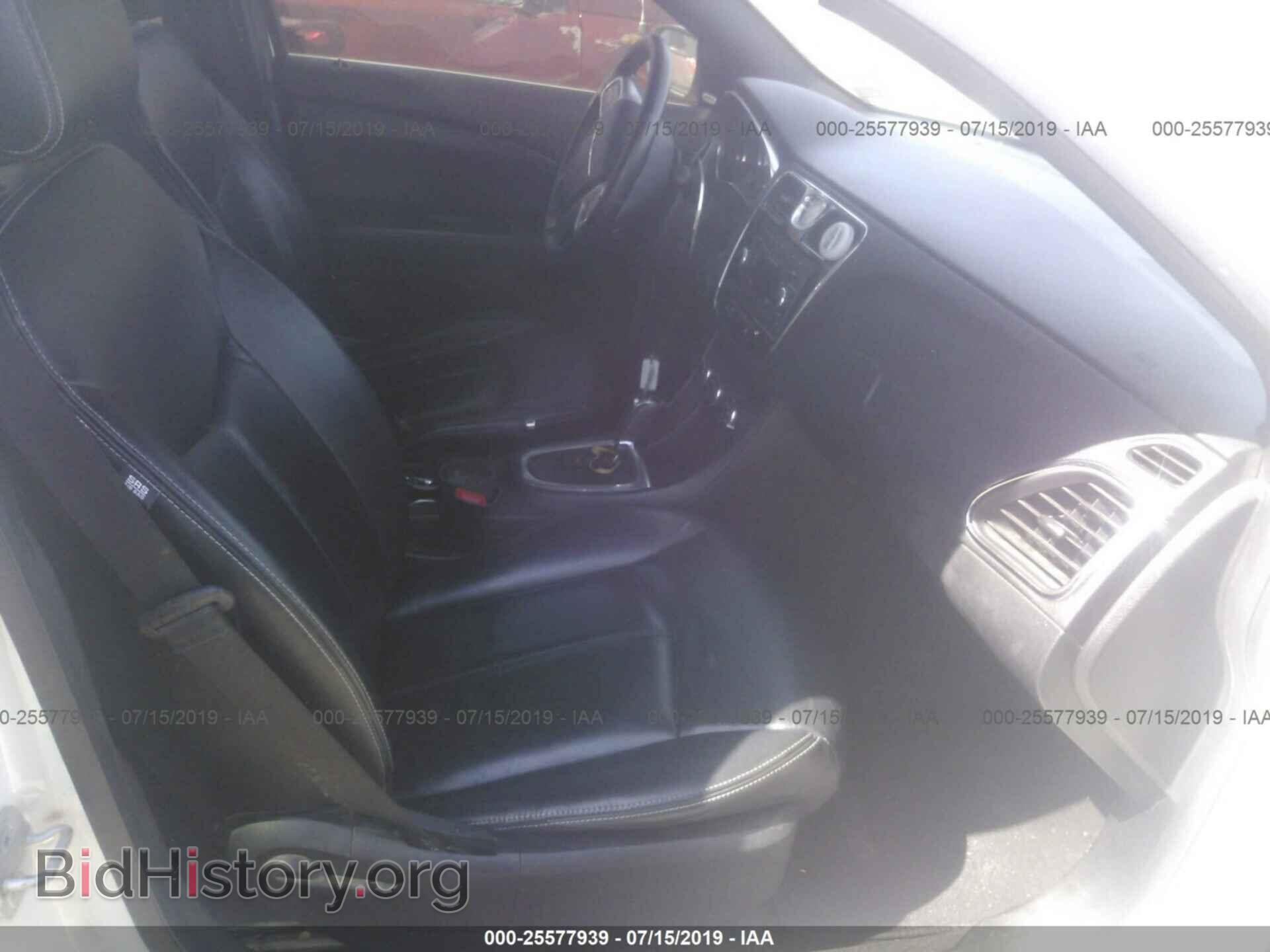 2014 CHRYSLER 200 - VIN: 1C3CCBCG4EN128278 - Фото 5