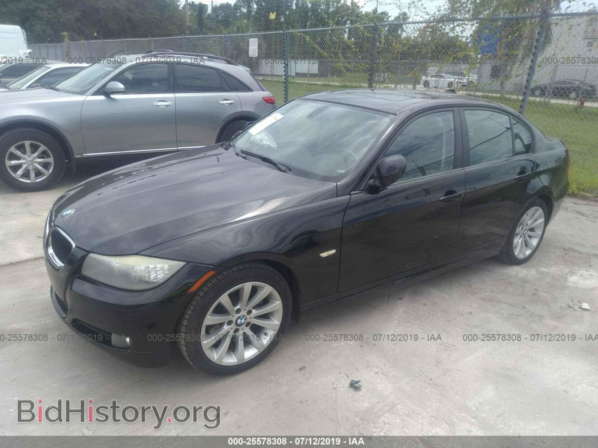 2011 BMW 328 - VIN: WBAPH7C56BA801274 - Фото 2
