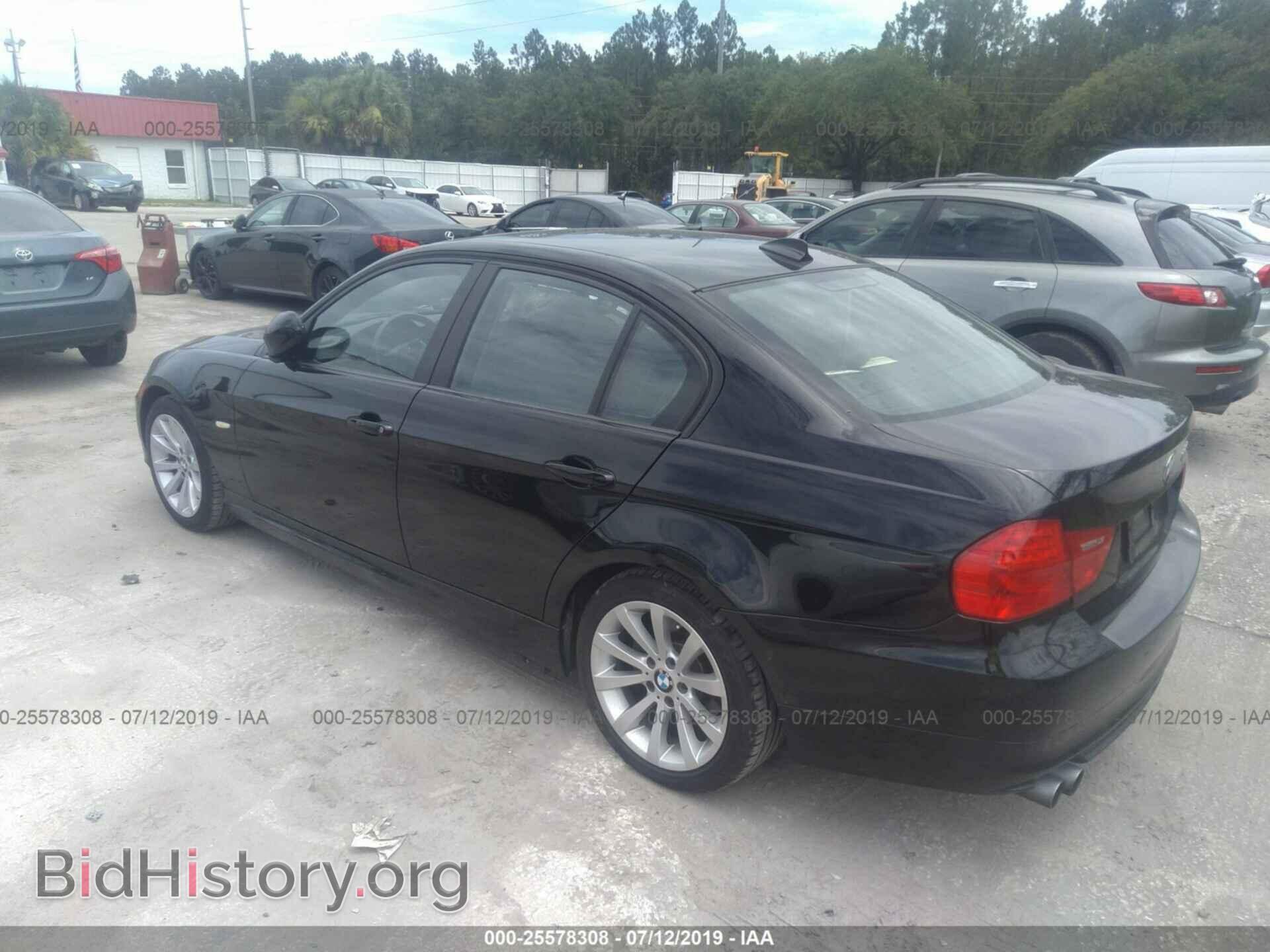 2011 BMW 328 - VIN: WBAPH7C56BA801274 - Фото 3