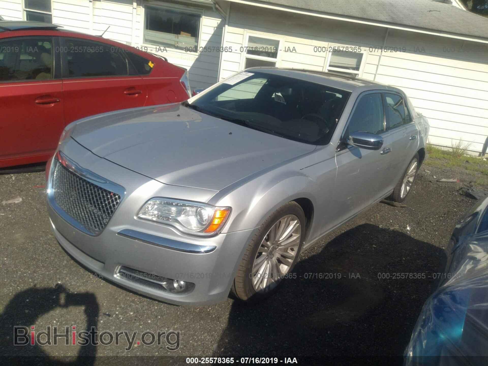 2012 CHRYSLER 300C - VIN: 2C3CCAET0CH197706 - Фото 2