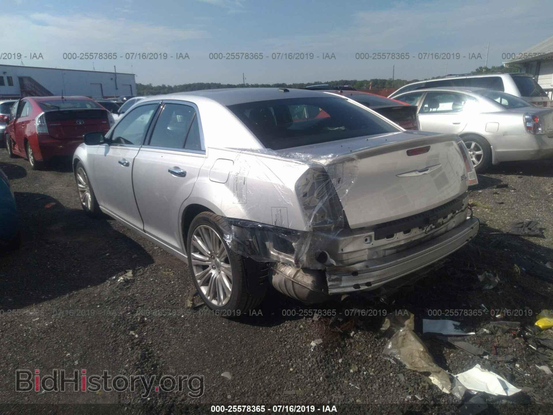 2012 CHRYSLER 300C - VIN: 2C3CCAET0CH197706 - Фото 3