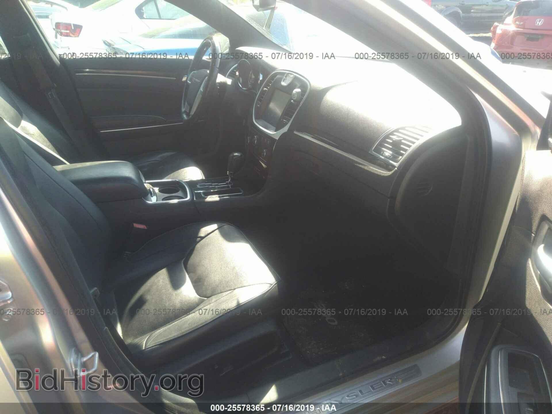 2012 CHRYSLER 300C - VIN: 2C3CCAET0CH197706 - Фото 5