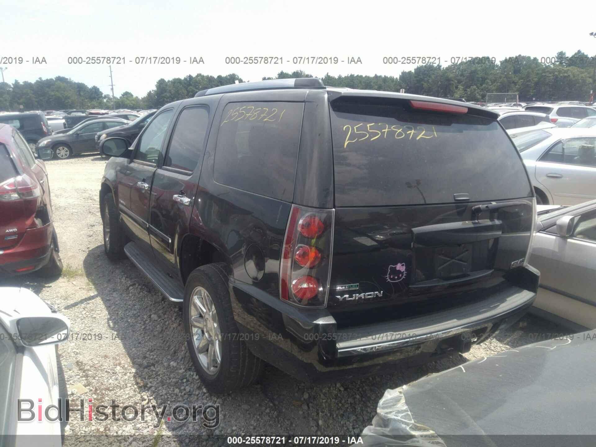 2011 GMC YUKON - VIN: 1GKS2EEF6BR216368 - Photo 3