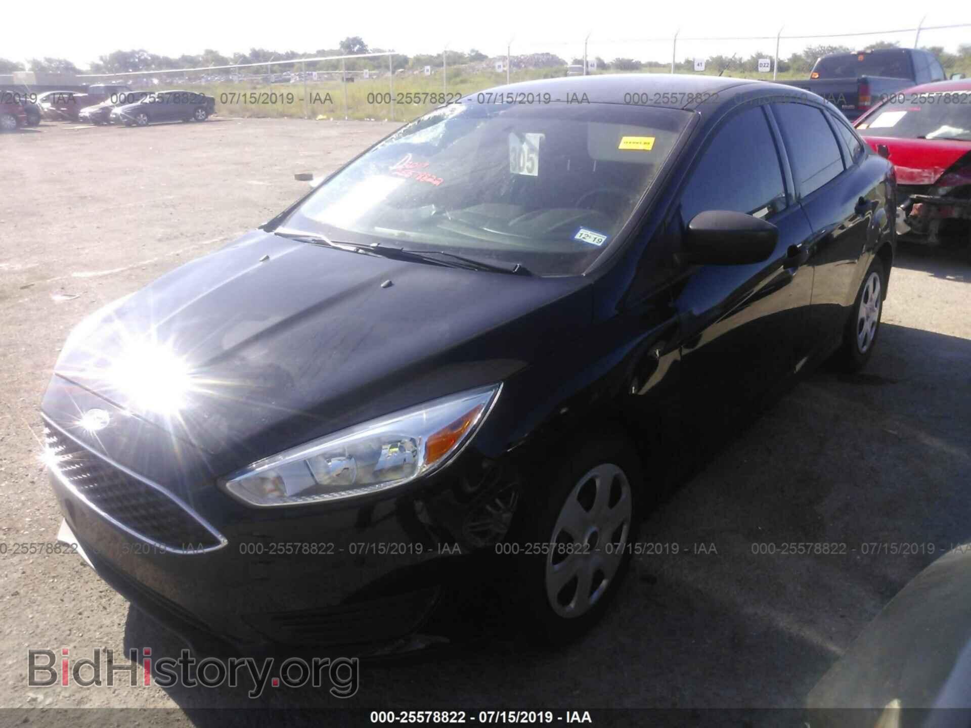 2017 FORD FOCUS - VIN: 1FADP3E2XHL266702 - Photo 2