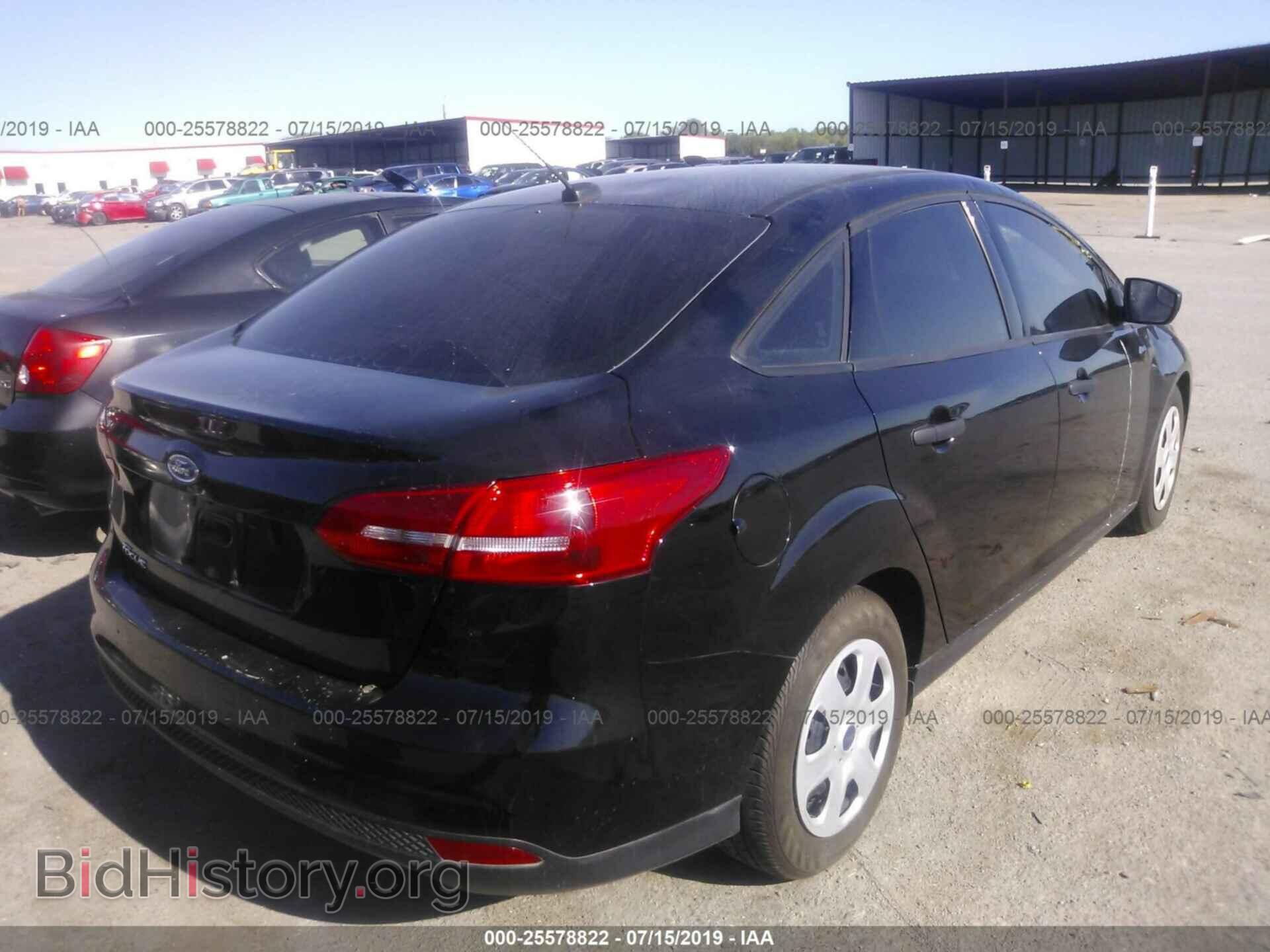2017 FORD FOCUS - VIN: 1FADP3E2XHL266702 - Photo 4