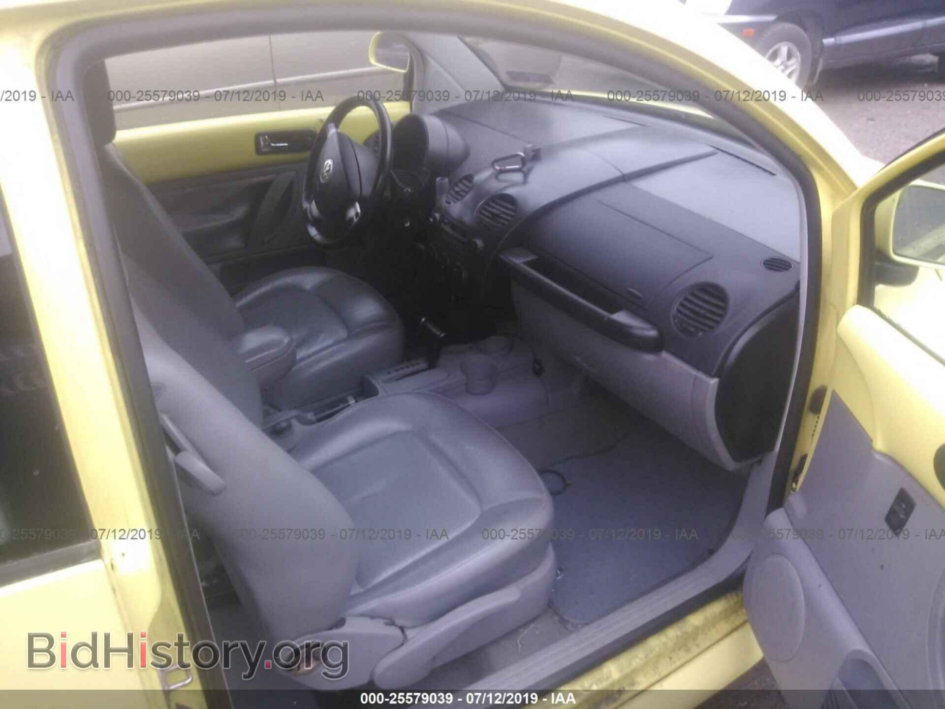 2000 VOLKSWAGEN NEW BEETLE - VIN: 3VWDD21C2YM496807 - Фото 5