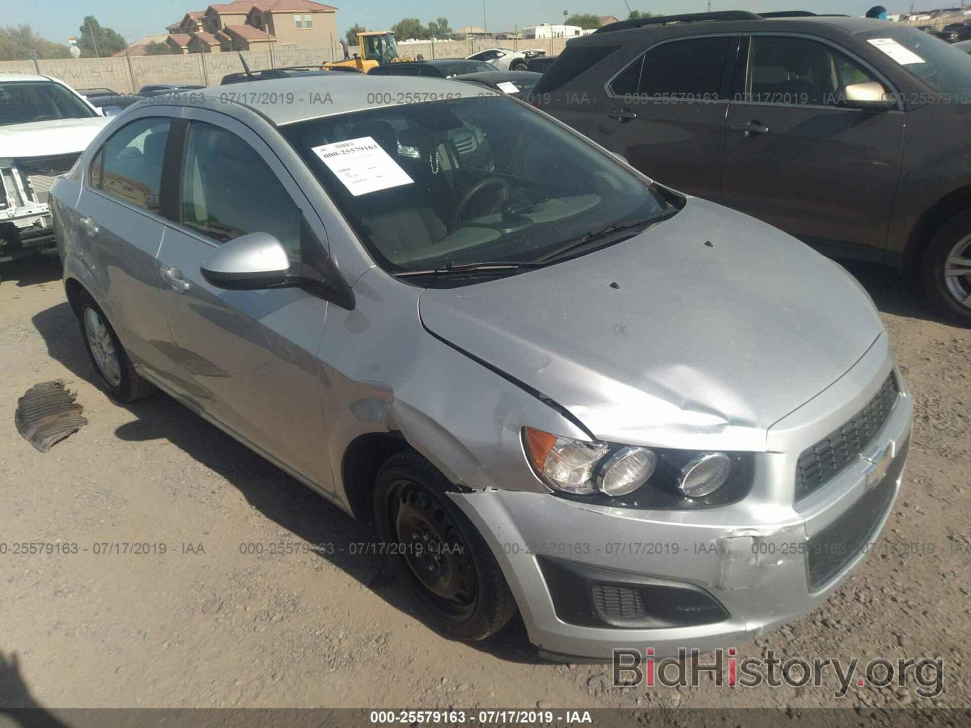 Photo 1G1JC5SH6D4101496 - CHEVROLET SONIC 2013