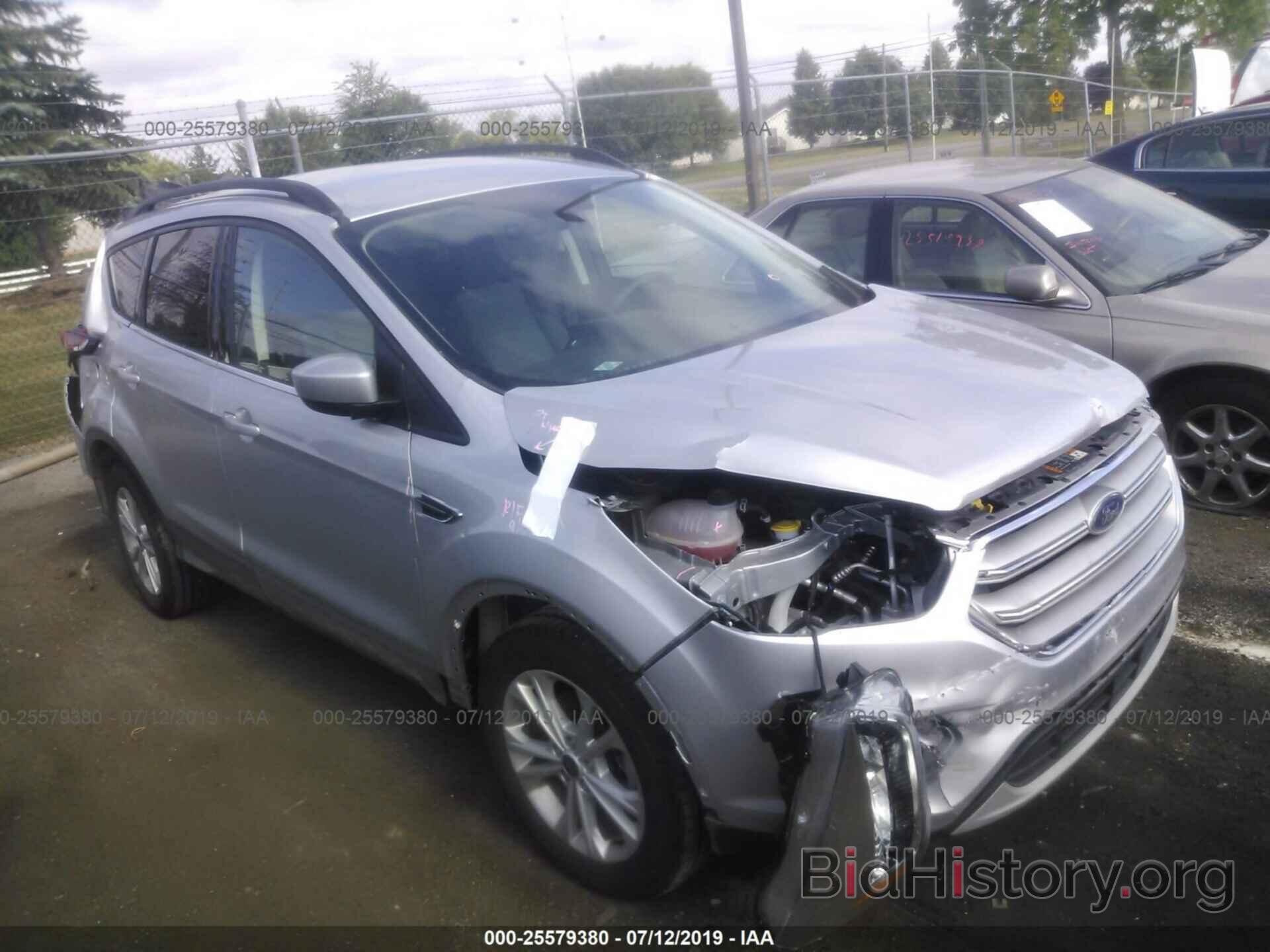 Photo 1FMCU0GD2JUD35700 - FORD ESCAPE 2018