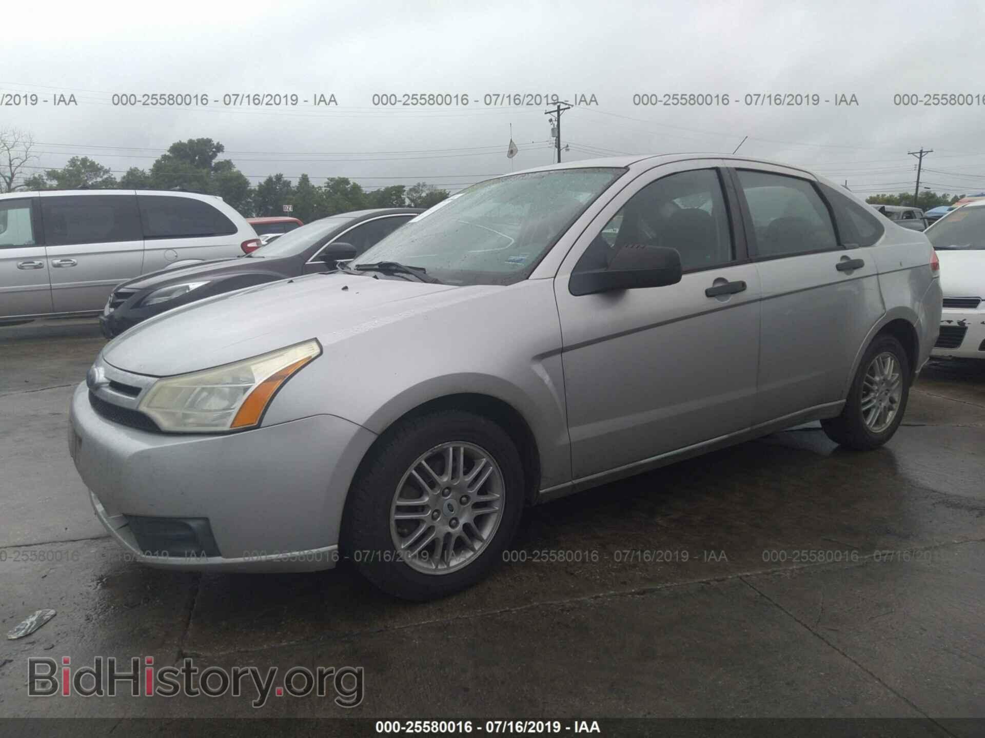 2009 FORD FOCUS - VIN: 1FAHP35NX9W125981 - Фото 2