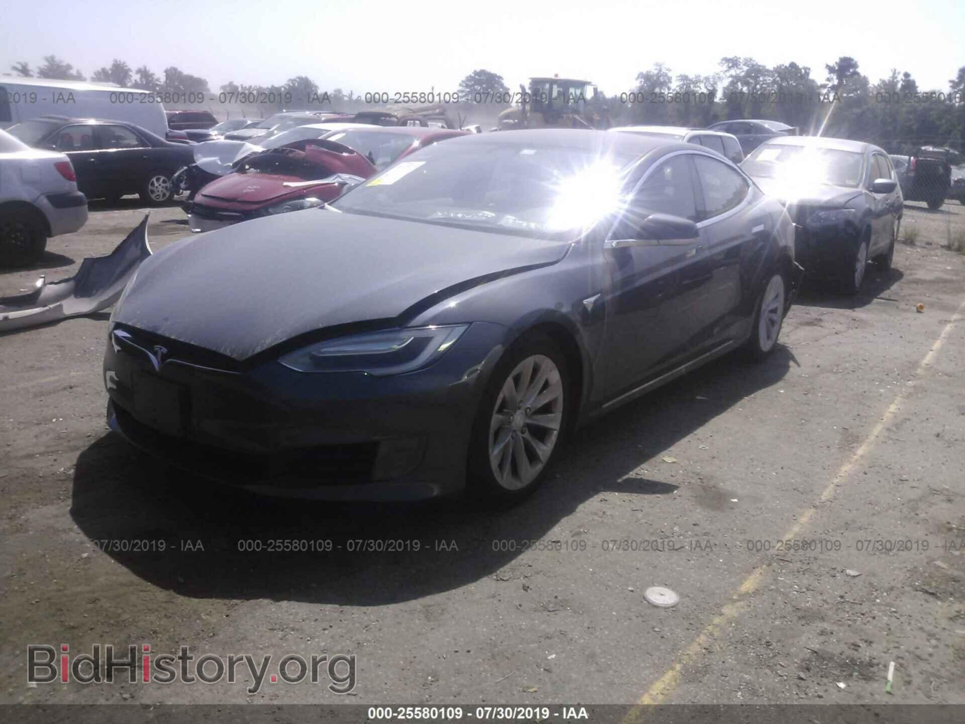2017 TESLA MODEL S - VIN: 5YJSA1E2XHF187671 - Фото 2