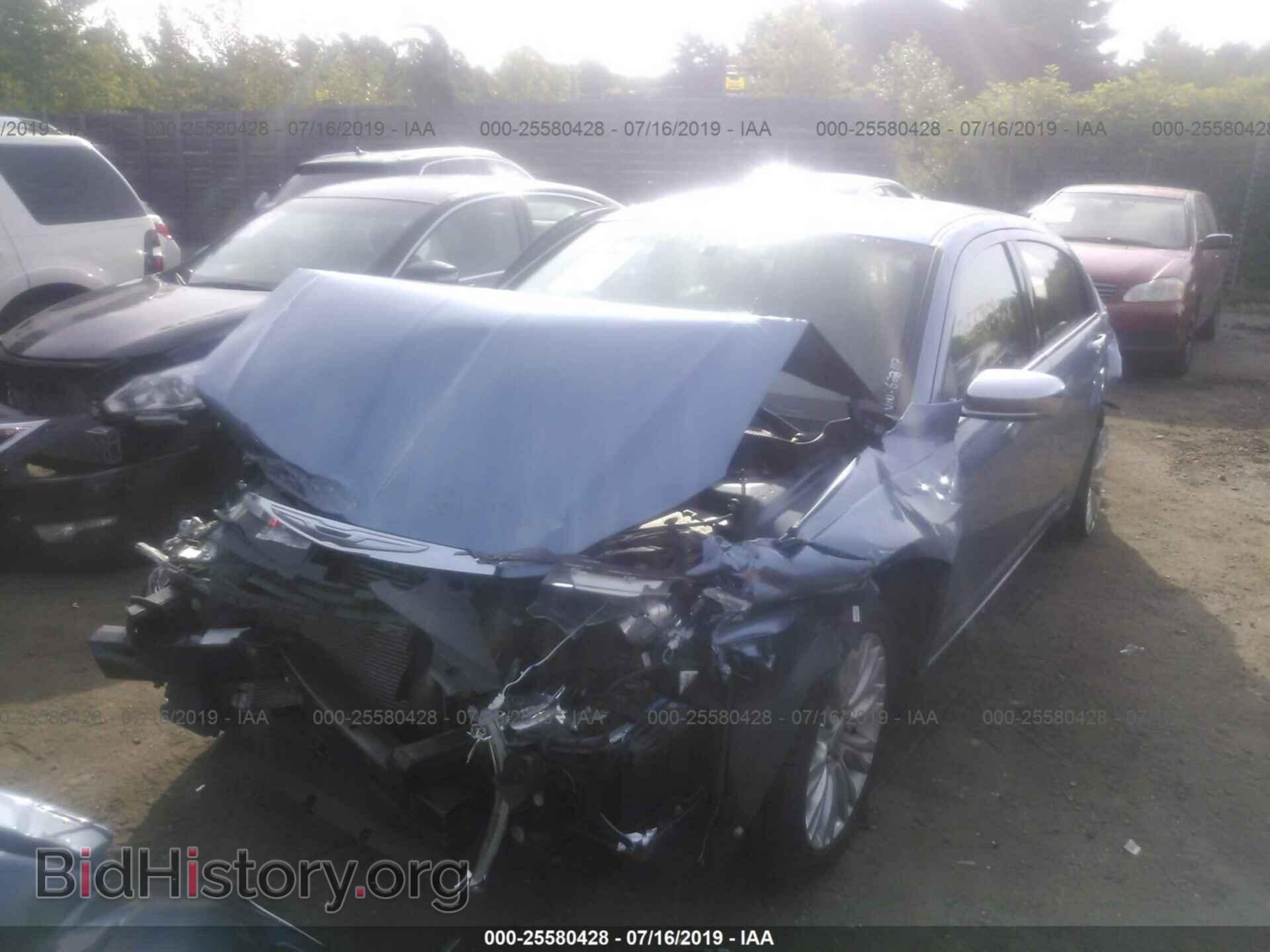2011 CHRYSLER 200 - VIN: 1C3BC2FG8BN623117 - Photo 2