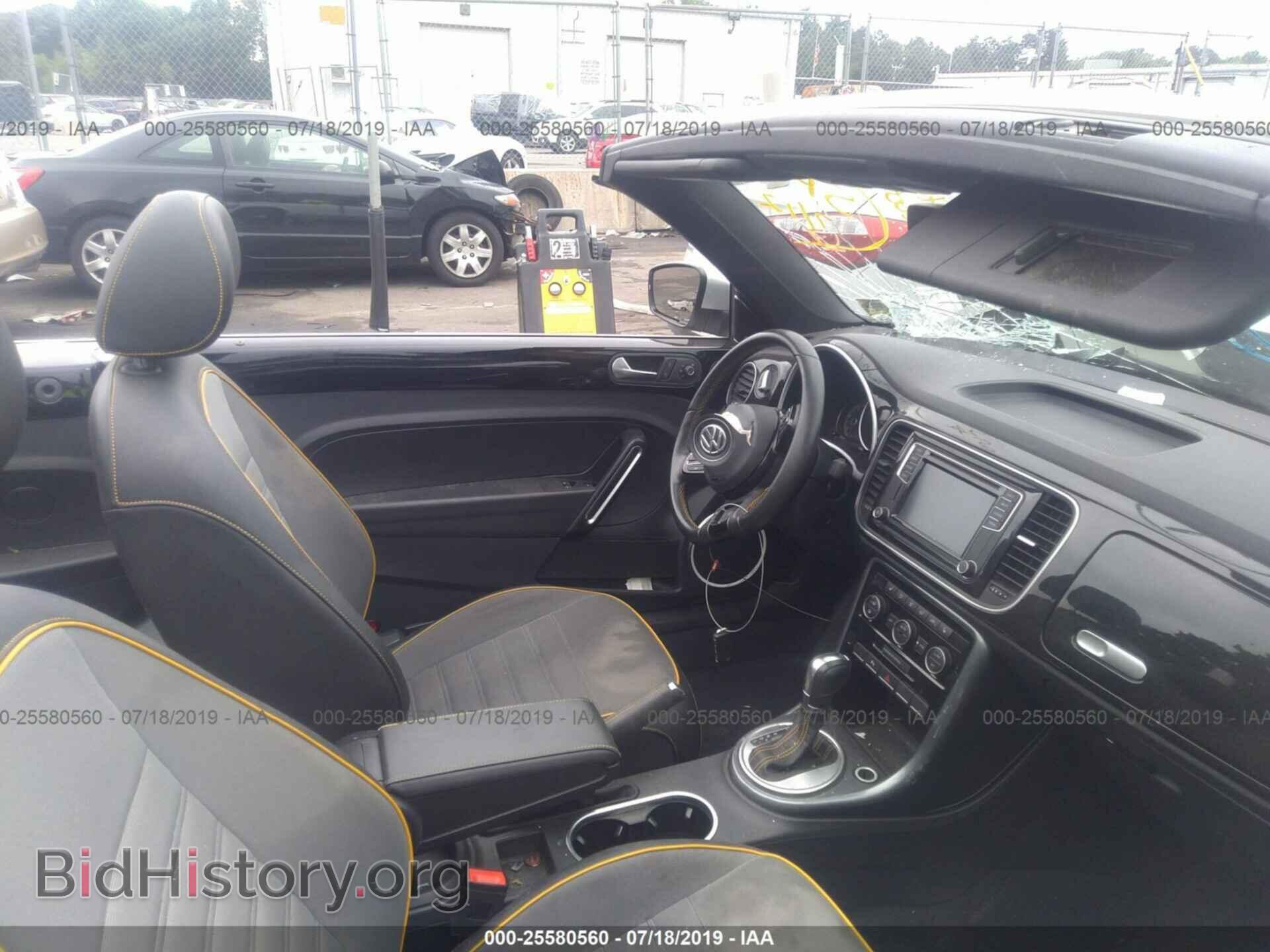 2017 VOLKSWAGEN BEETLE - VIN: 3VWT17AT3HM813687 - Фото 5