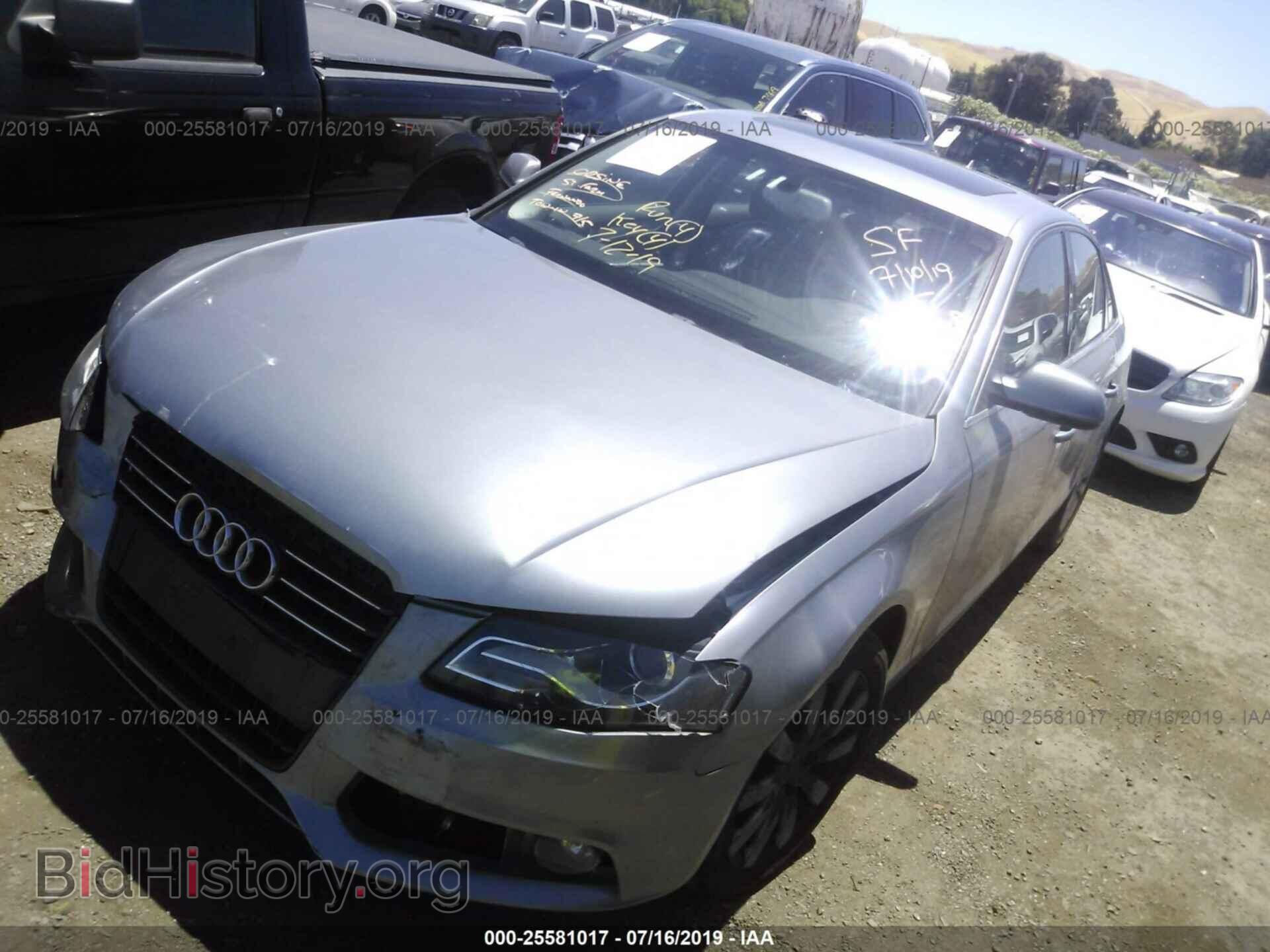 2011 AUDI A4 - VIN: WAUEFAFL9BN028877 - Фото 2