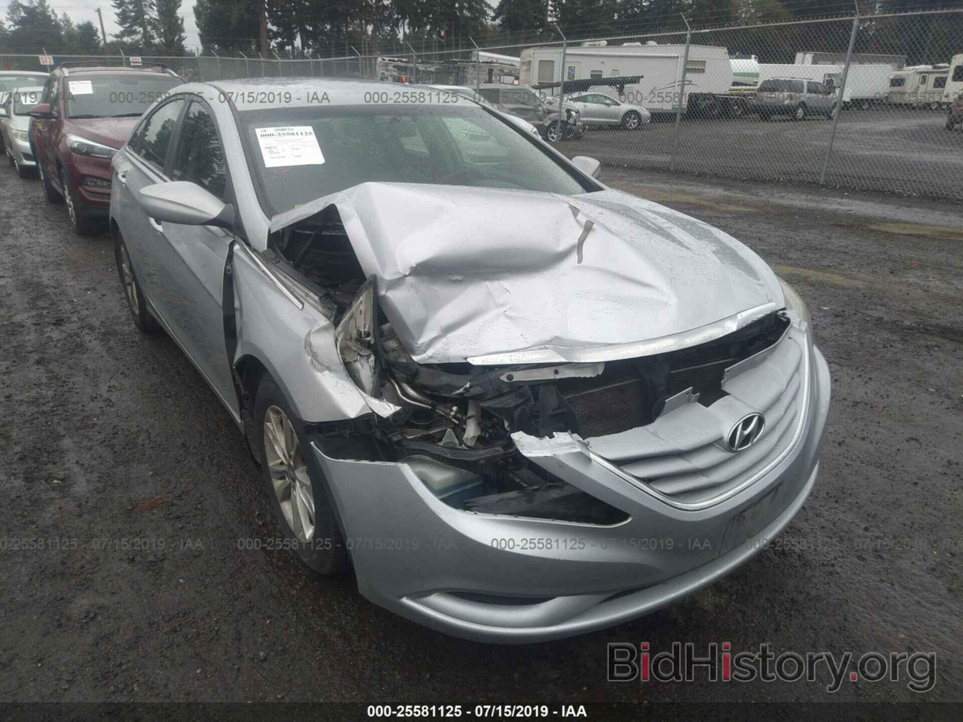 Photo 5NPEB4ACXBH090652 - HYUNDAI SONATA 2011