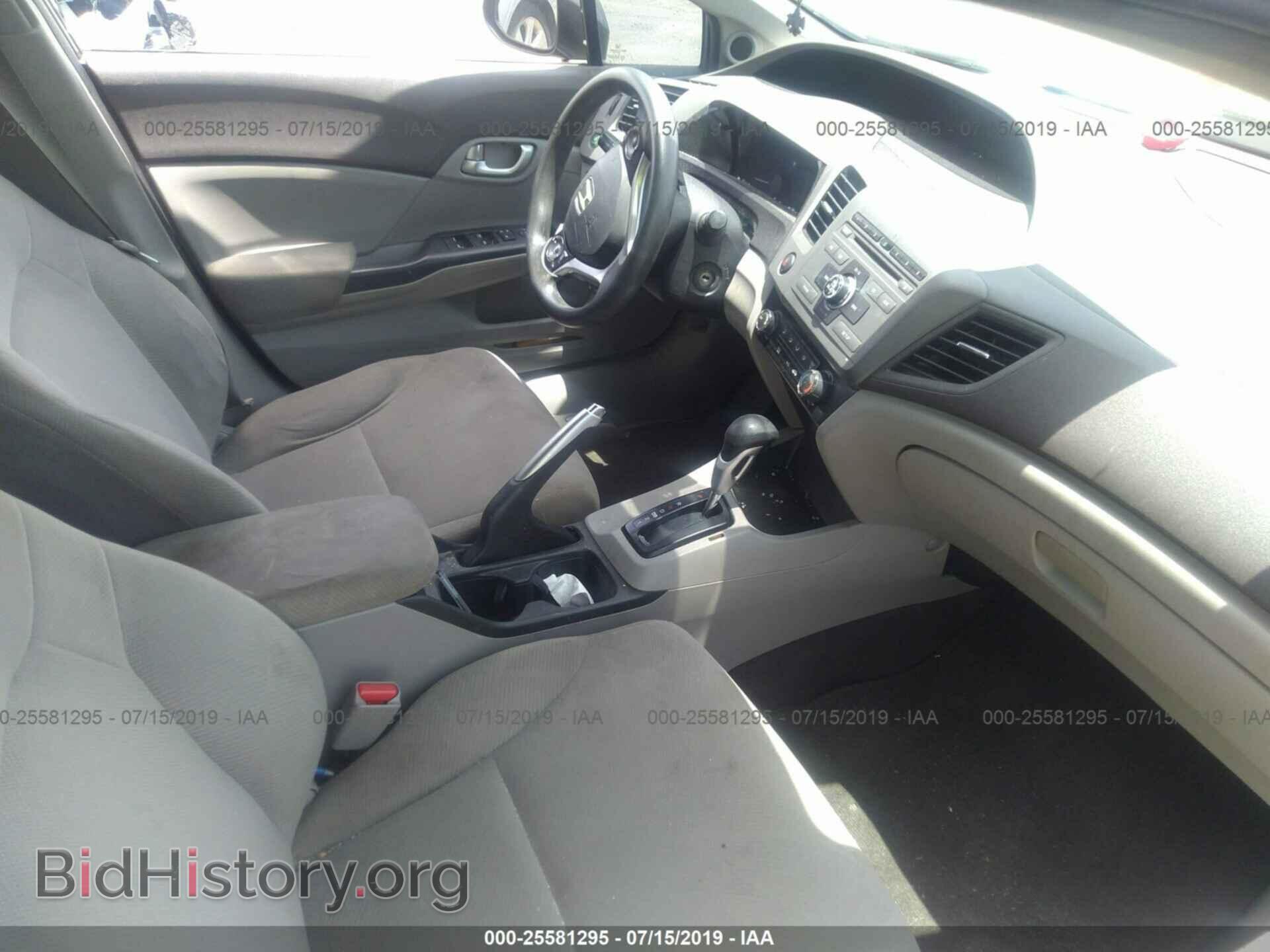 2012 HONDA CIVIC - VIN: 2HGFB2F86CH307736 - Фото 5