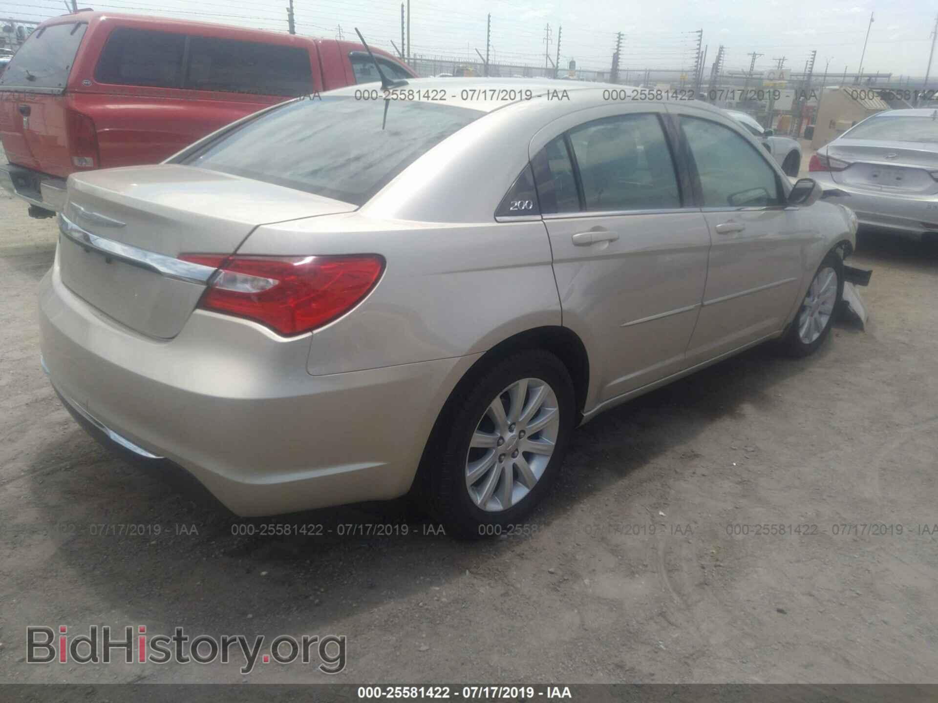 2013 CHRYSLER 200 - VIN: 1C3CCBBG4DN659898 - Photo 4