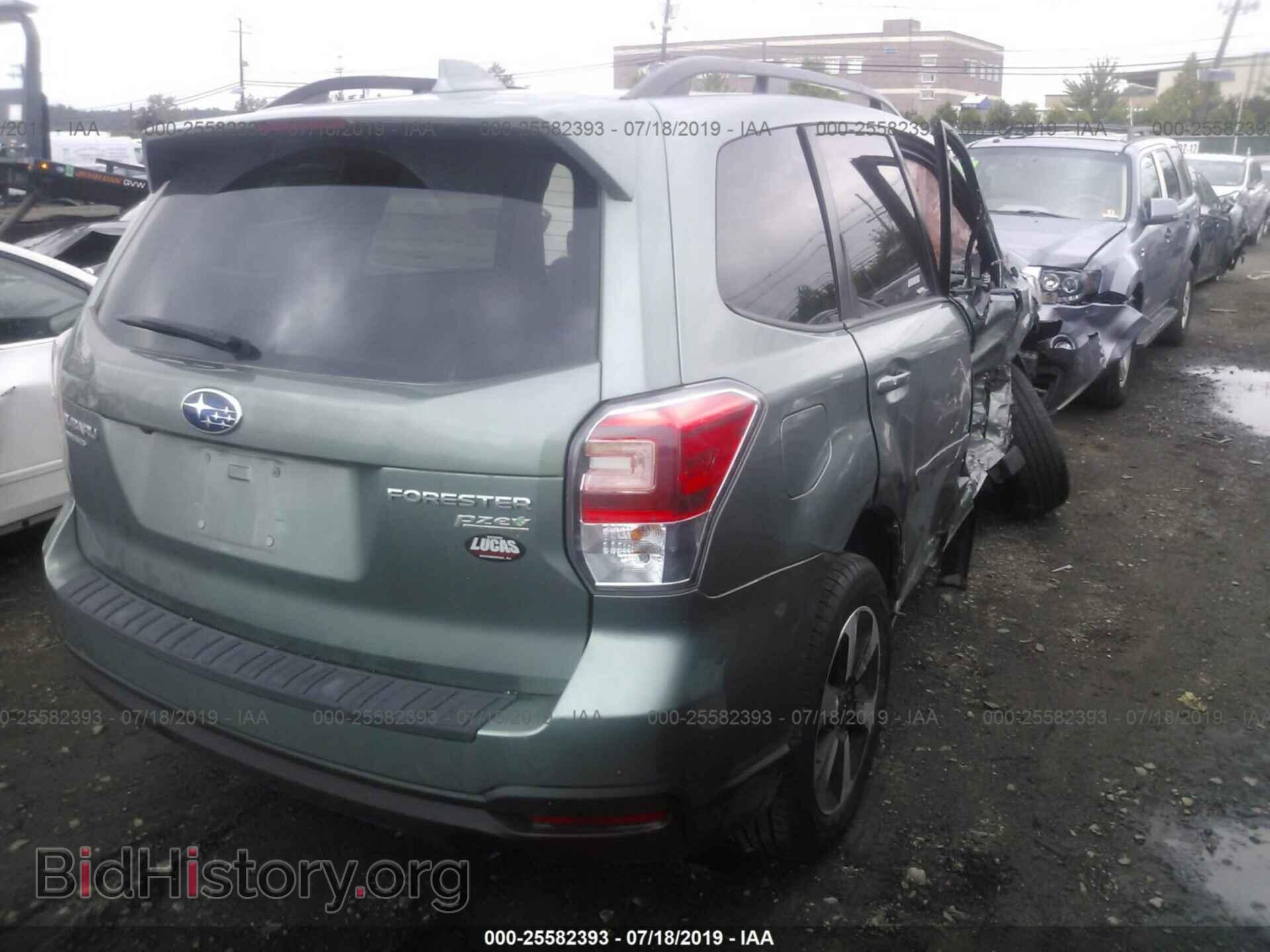 2017 SUBARU FORESTER - VIN: JF2SJAGC1HH496002 - Фото 4