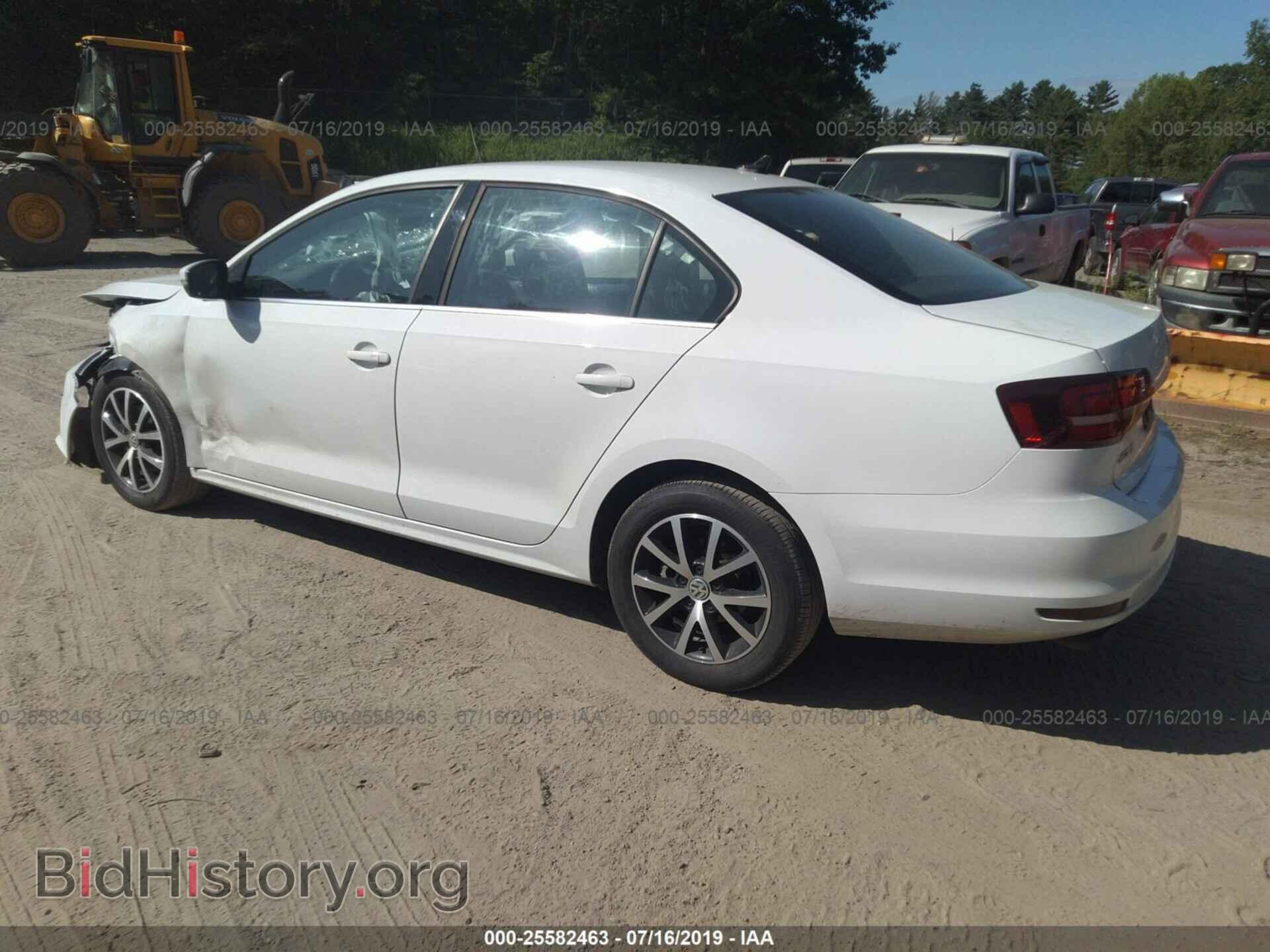 2017 VOLKSWAGEN JETTA - VIN: 3VWDB7AJ7HM403698 - Фото 3