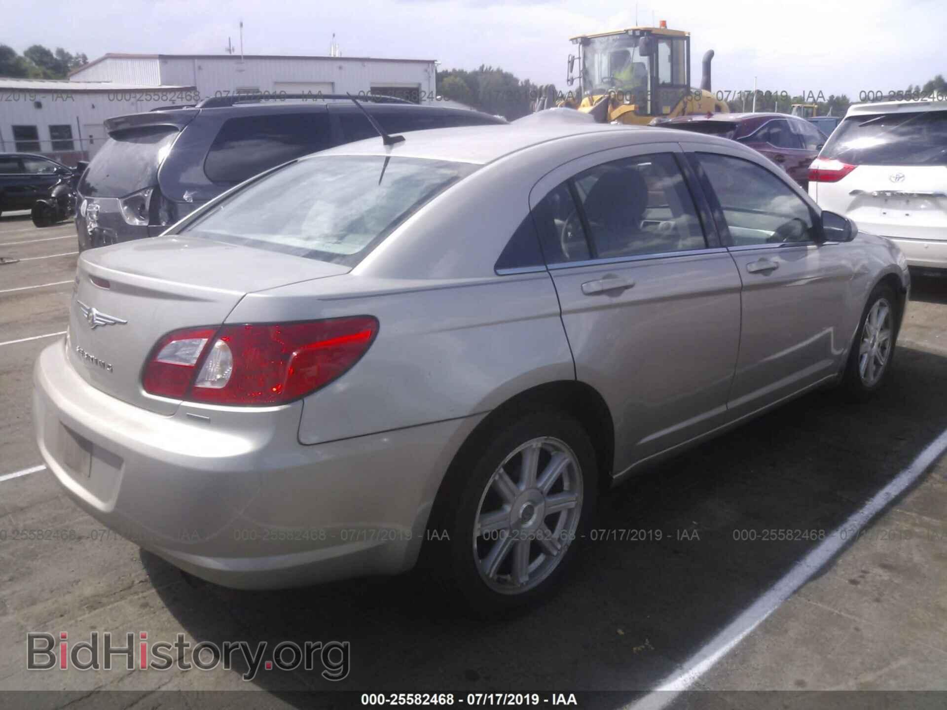 2008 CHRYSLER SEBRING - VIN: 1C3LC56R78N232055 - Фото 4