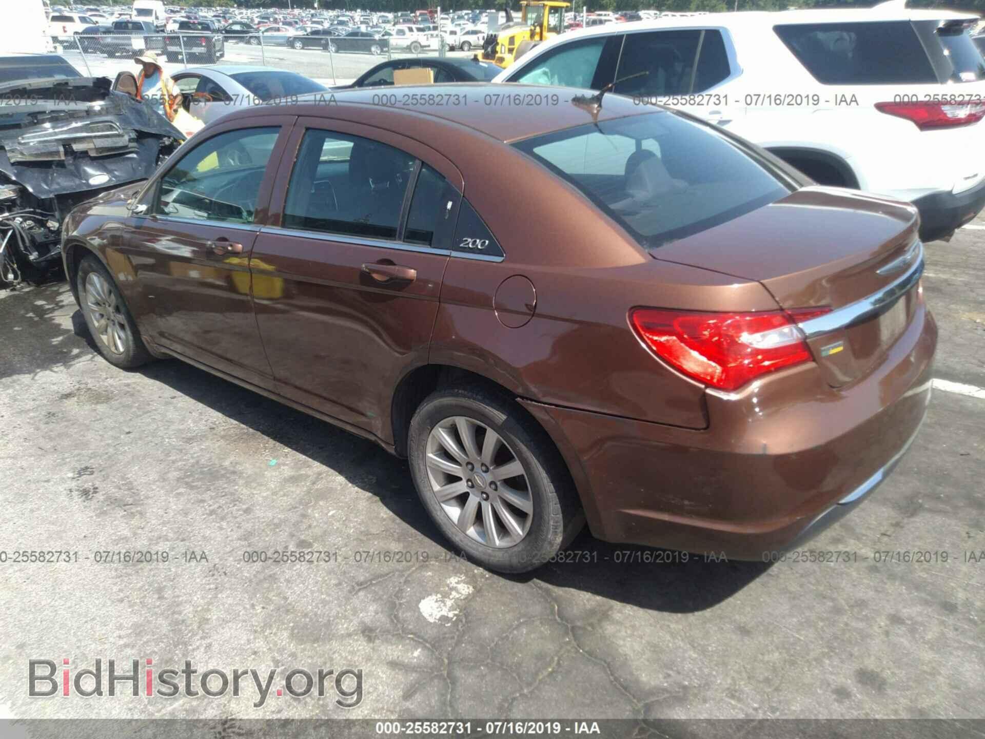 2012 CHRYSLER 200 - VIN: 1C3CCBBG6CN241907 - Фото 3